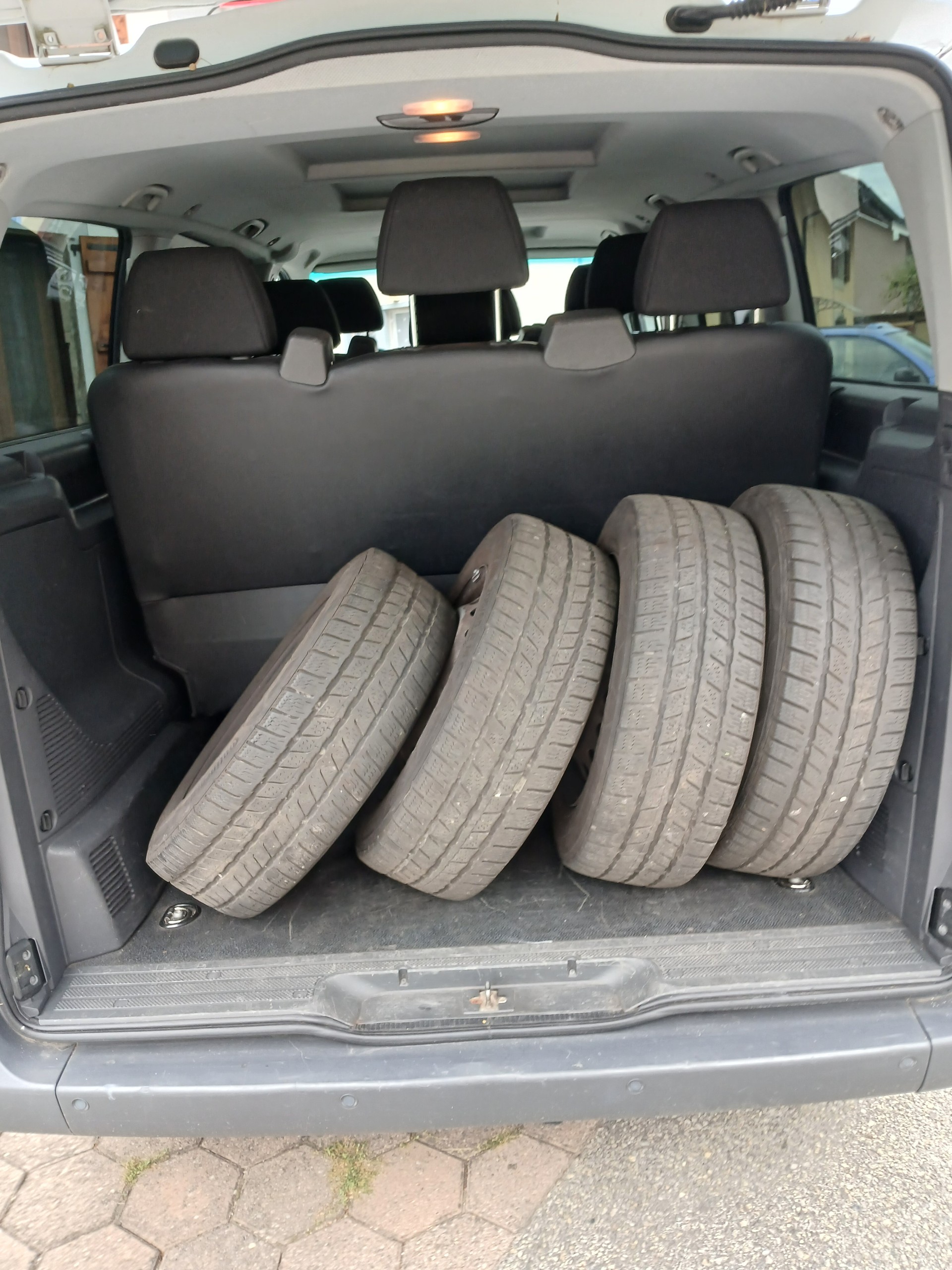 MERCEDES-BENZ Vito 110 CDI Blue Efficiency Crew-image-9