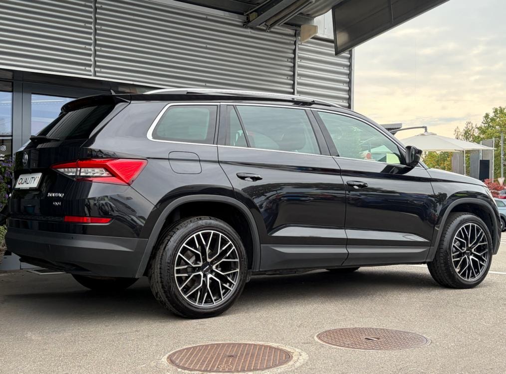 SKODA Kodiaq 2.0 TSI Ambition DSG 4x4-showroom-element-2
