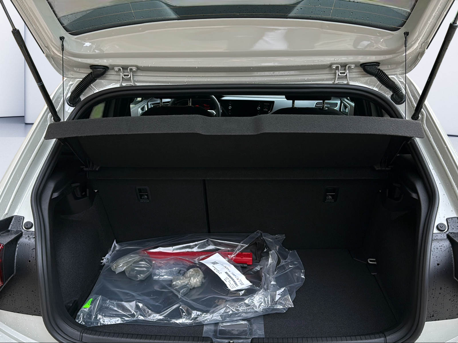 VW Polo 1.0 TSI R-Line United DSG-image-8