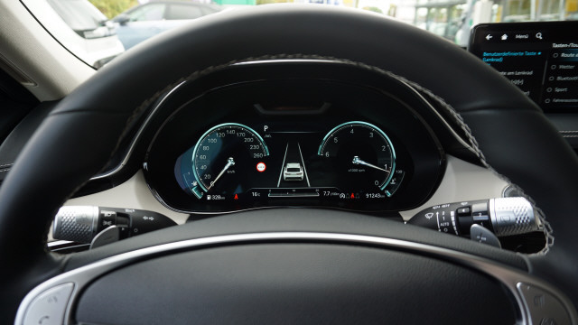 GENESIS GV70 2.2 CRDI Luxury AT8-image-10