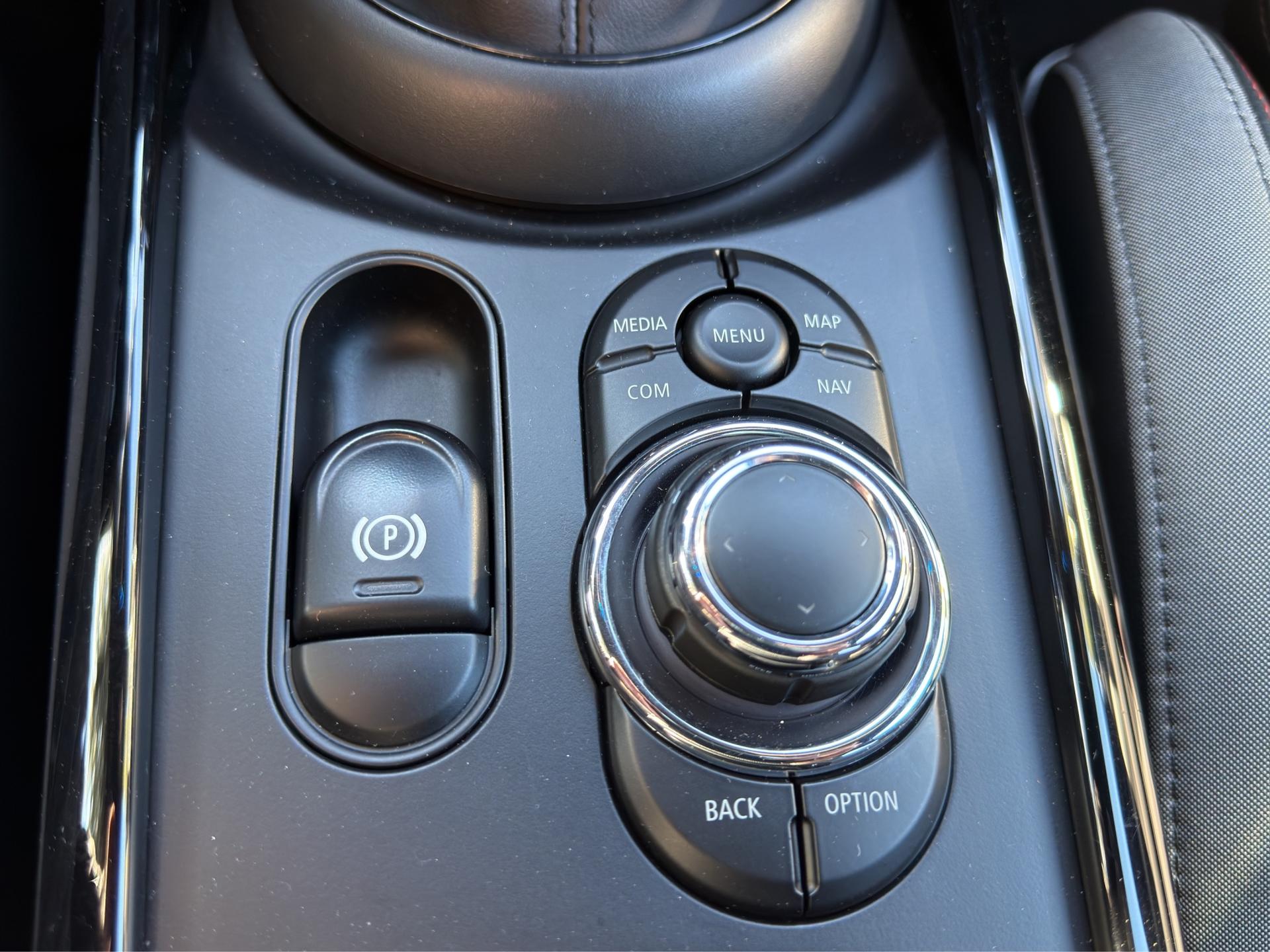 MINI Clubman Cooper John Cooper Works ALL4 Steptronic-image-26