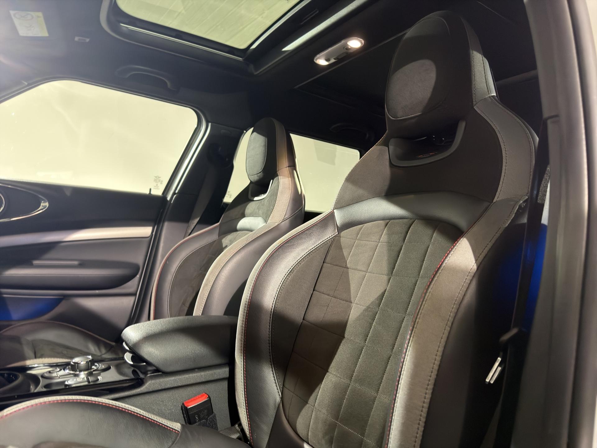 MINI Clubman Cooper John Cooper Works ALL4 Steptronic-image-18