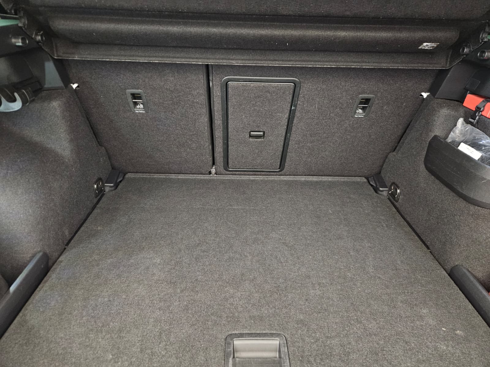 SKODA Karoq 2.0 TSI SportLine 4x4 DSG-image-14