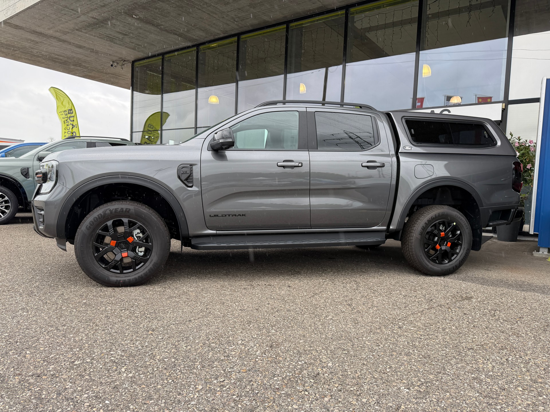 FORD Ranger Wildtrak 3.0 Eco Blue e-4WD Automat - MIT HARDTOP ab Werk-image-3