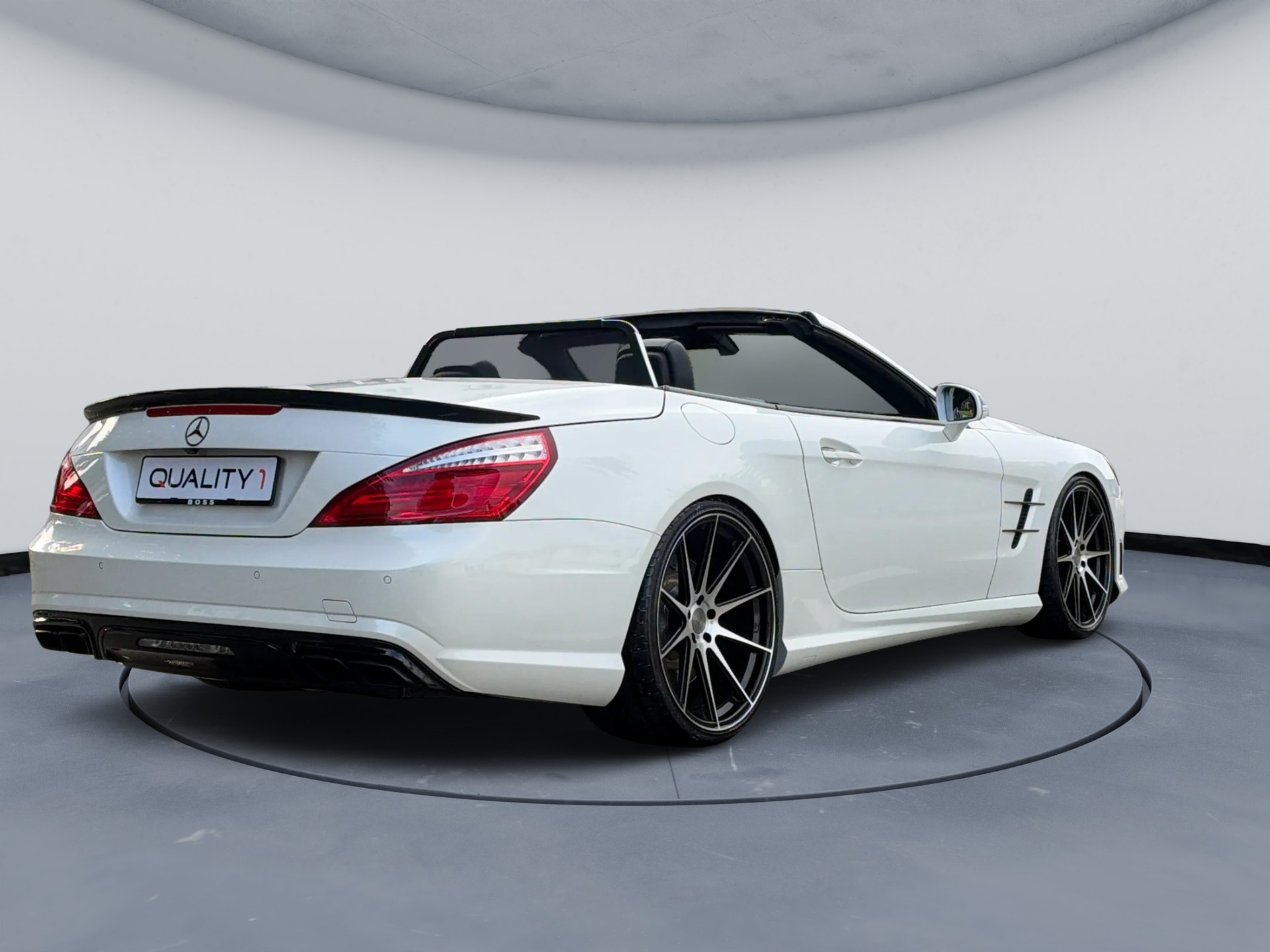 MERCEDES-BENZ SL 63 AMG Speedshift *Massage sitze*Sitzheizung/Belüftung*Harman/Kardon Soundsystem*Keyless go*Panorama*Magic Sky*-image-6