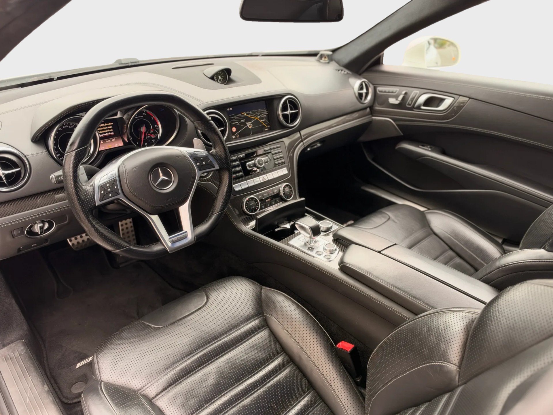 MERCEDES-BENZ SL 63 AMG Speedshift *Massage sitze*Sitzheizung/Belüftung*Harman/Kardon Soundsystem*Keyless go*Panorama*Magic Sky*-image-10