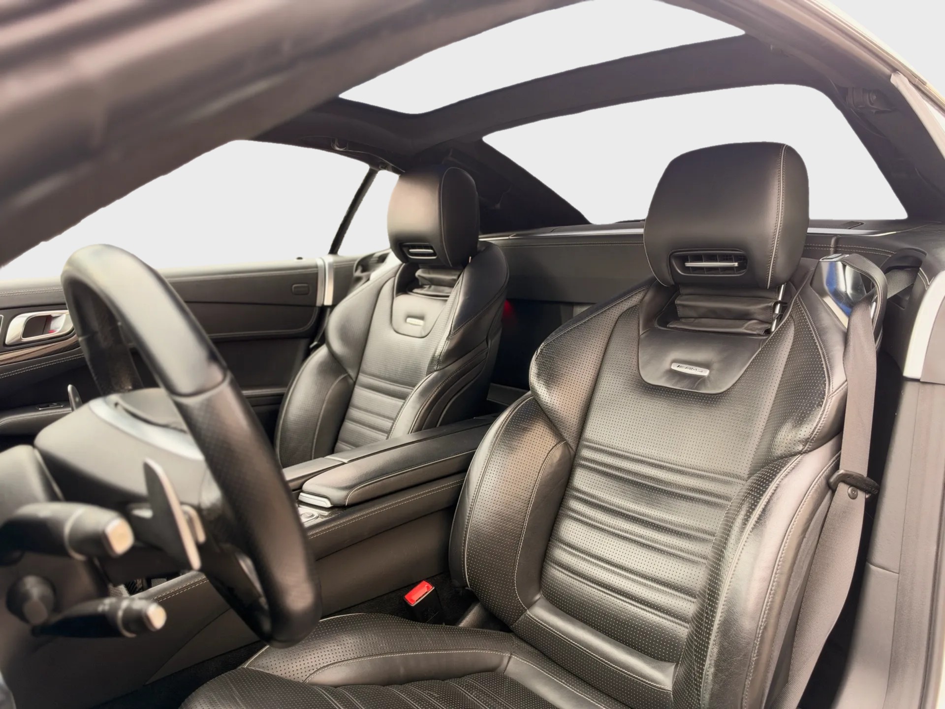 MERCEDES-BENZ SL 63 AMG Speedshift *Massage sitze*Sitzheizung/Belüftung*Harman/Kardon Soundsystem*Keyless go*Panorama*Magic Sky*-image-14