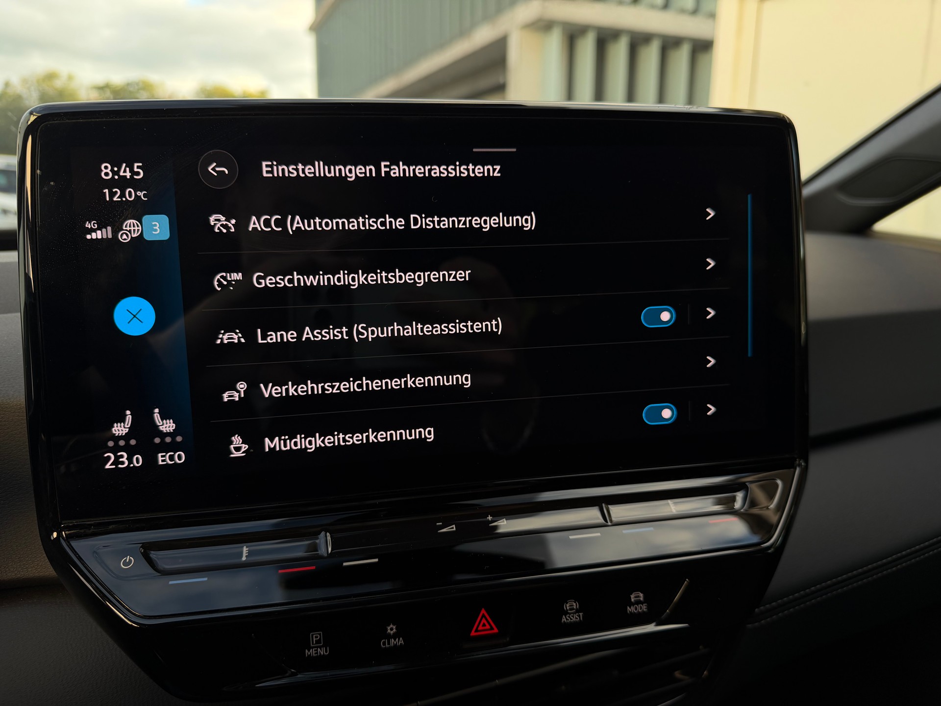 VW ID.3 Pro 58 kWh Pro United-image-25