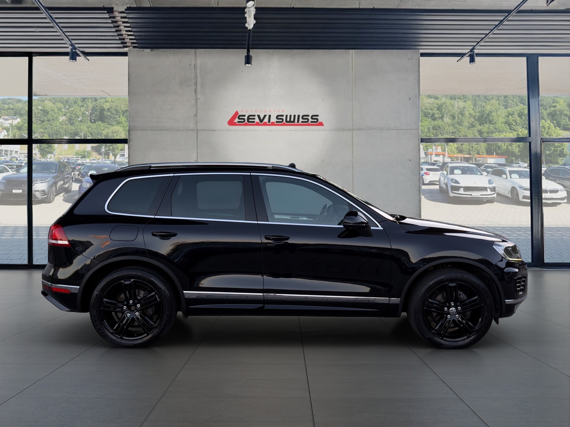 VW Touareg 3.0 TDI BlueMotion Technology Tiptronic*Frisch ab MFK,1 Jahr oder 20'000km Garantie auf Motor und Getriebe*-image-1