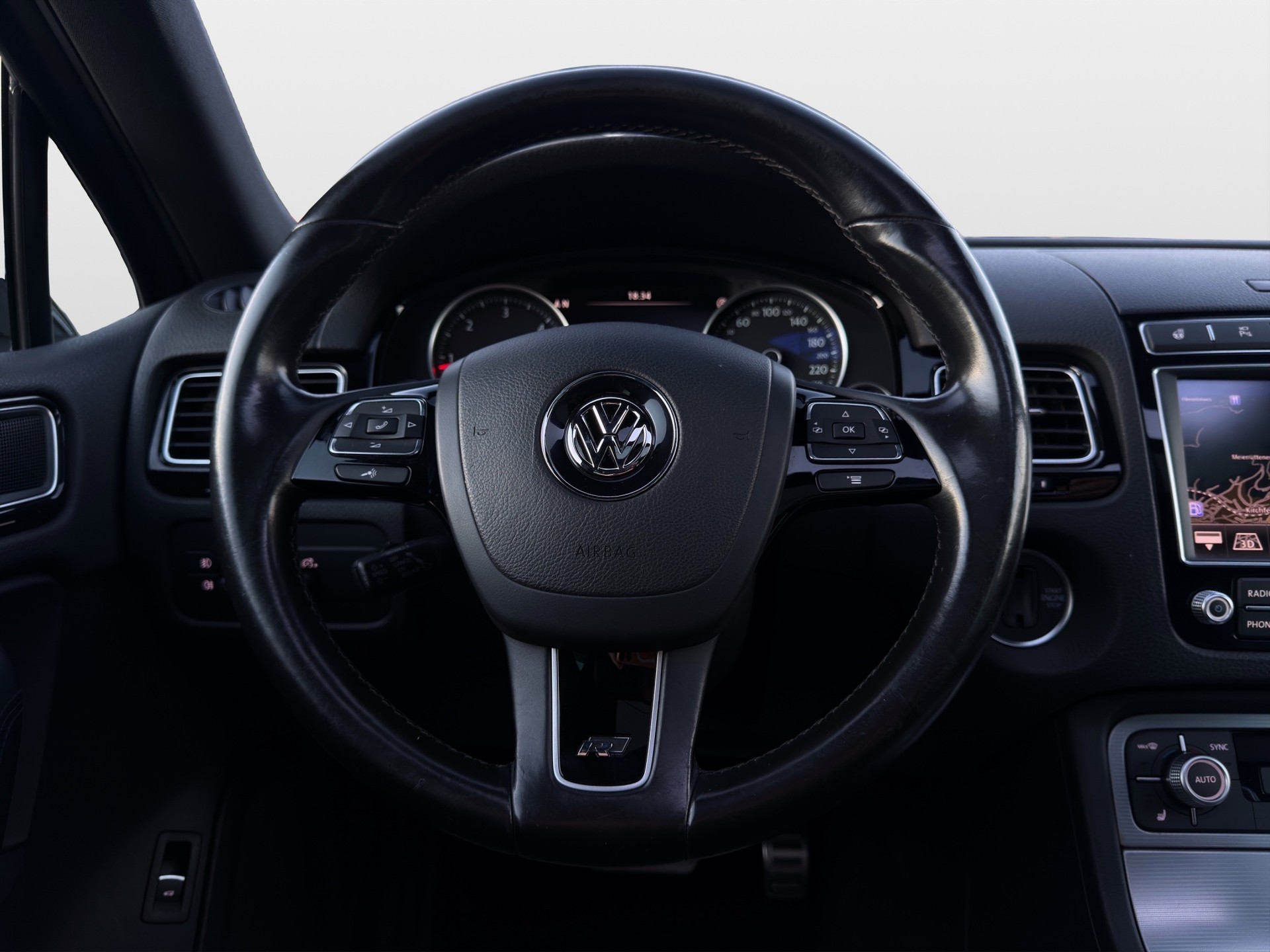 VW Touareg 3.0 TDI BlueMotion Technology Tiptronic*Frisch ab MFK,1 Jahr oder 20'000km Garantie auf Motor und Getriebe*-image-11