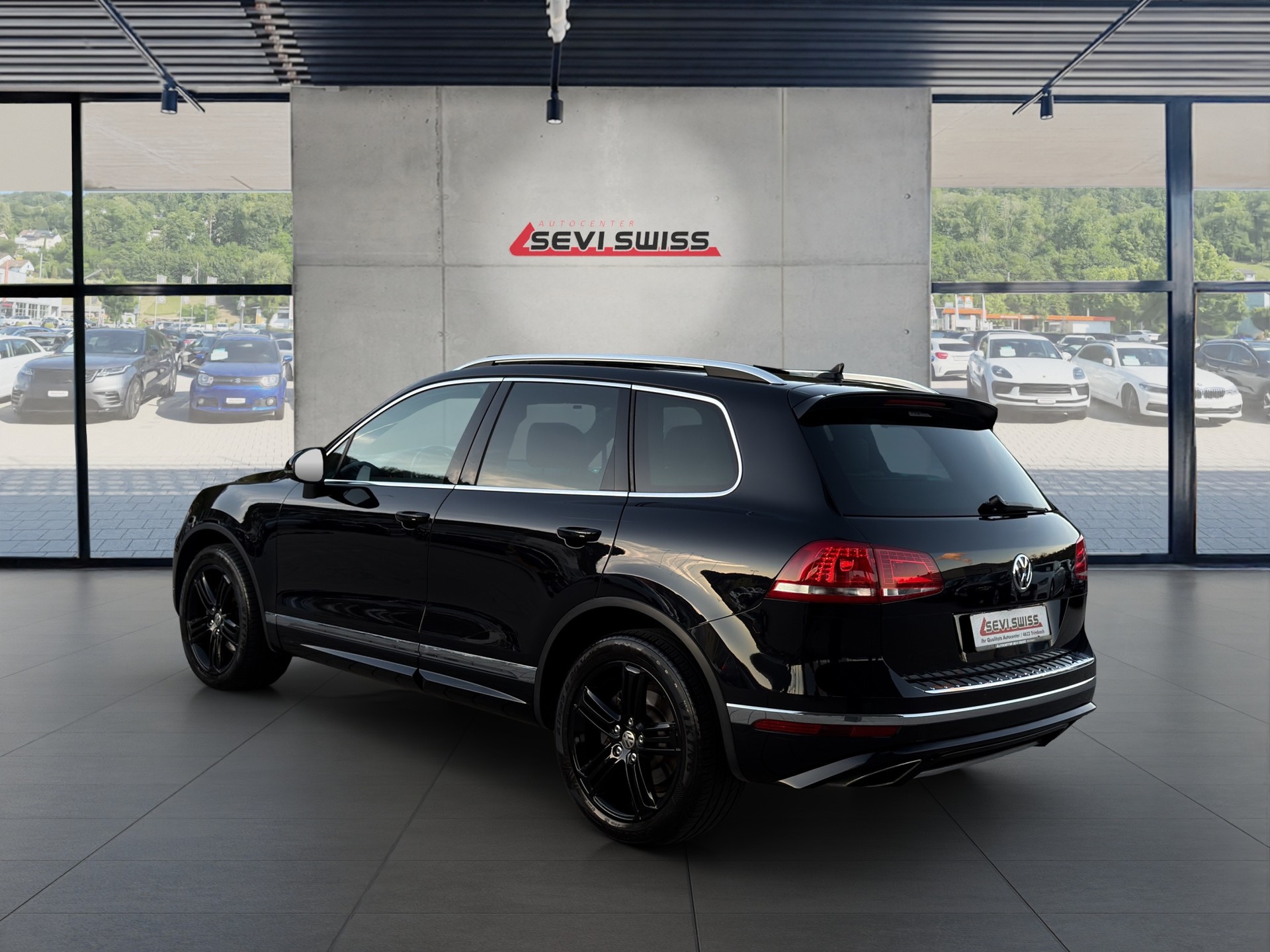VW Touareg 3.0 TDI BlueMotion Technology Tiptronic*Frisch ab MFK,1 Jahr oder 20'000km Garantie auf Motor und Getriebe*-image-2