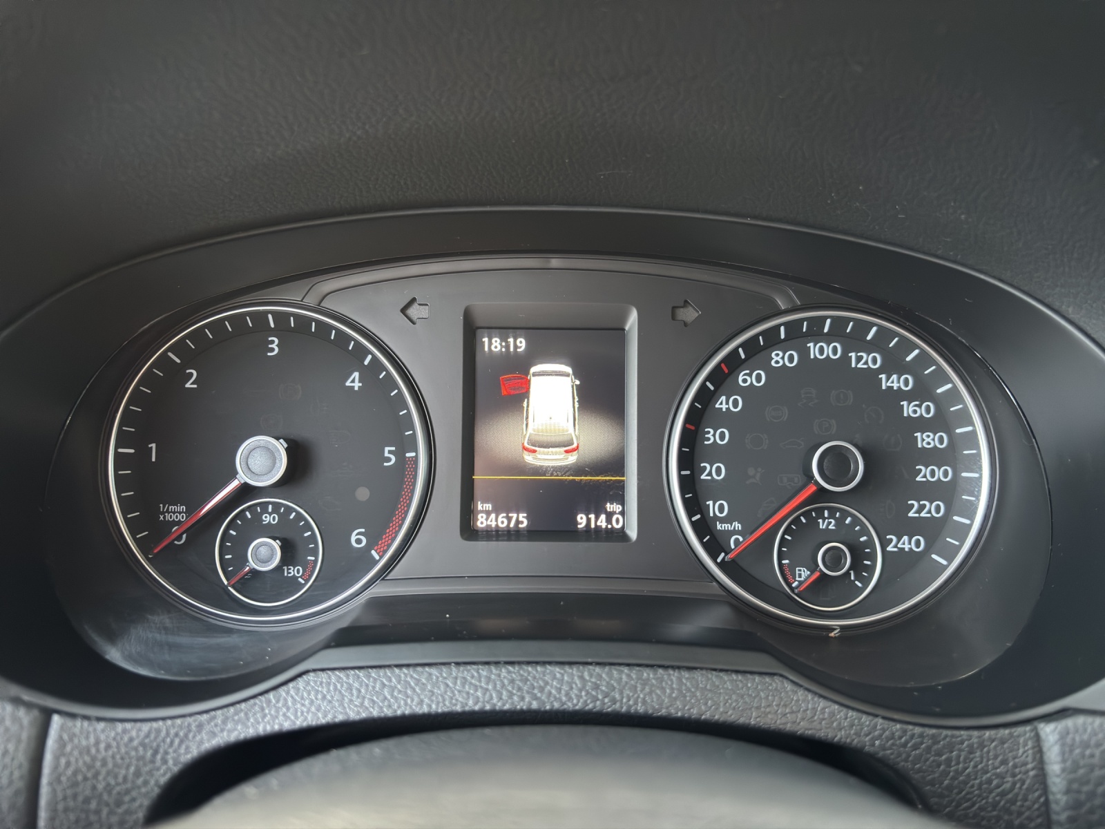SEAT Alhambra 2.0 TDI 4Drive SWISS FR-image-6