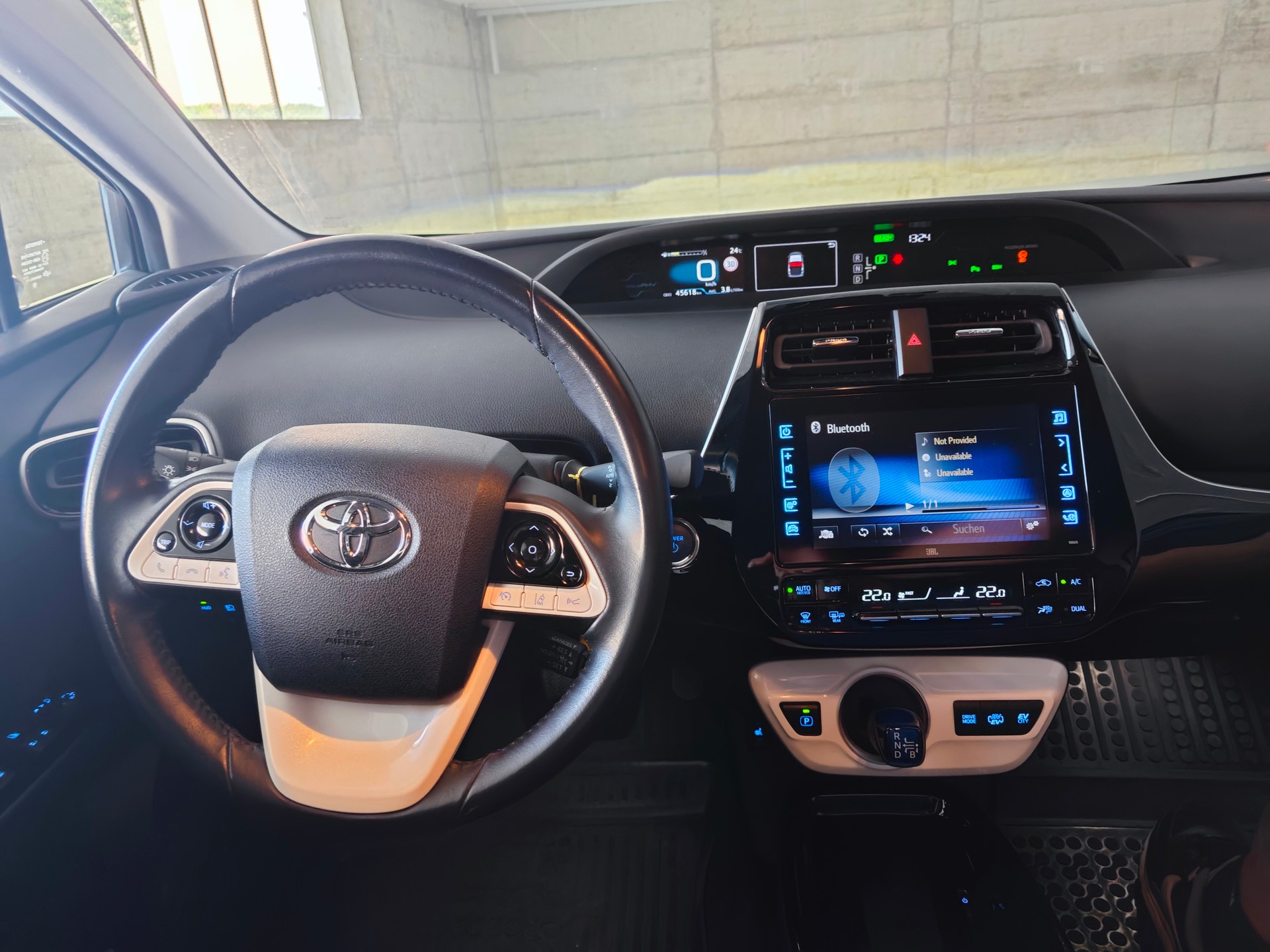 TOYOTA 1.8 VVTi HSD Plug-In Premium-image-5