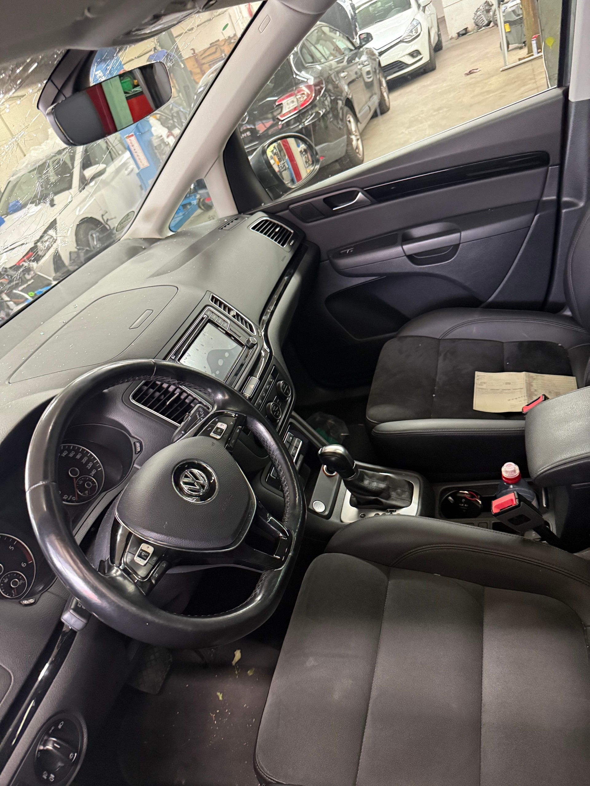 VW Sharan 2.0 TDI BMT Comfortline DSG-image-5
