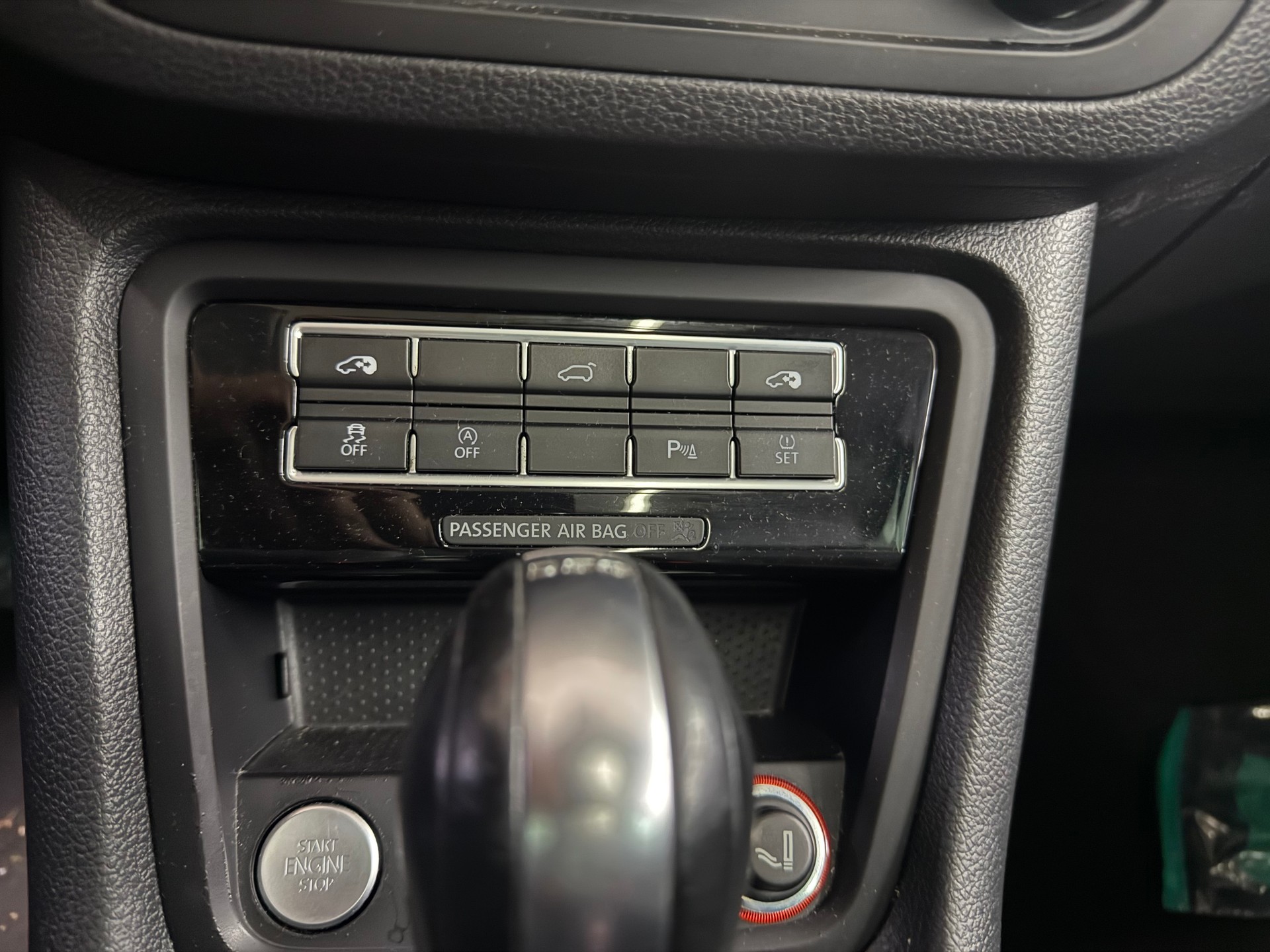 VW Sharan 2.0 TDI BMT Comfortline DSG-image-8