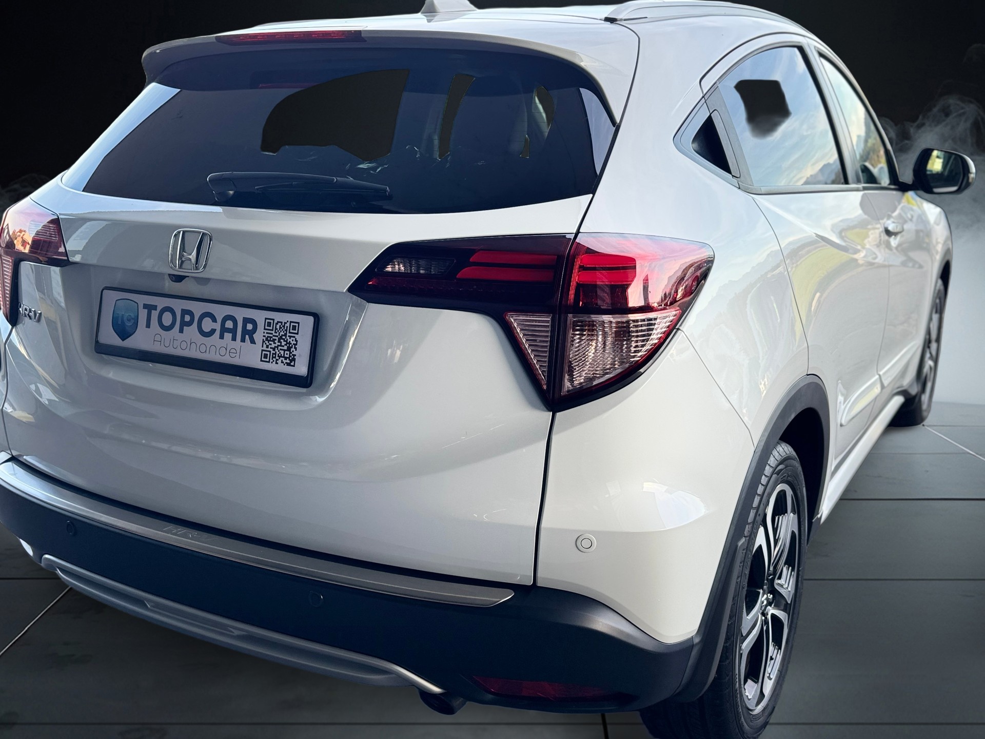 HONDA HR-V 1.5i-VTEC Executive CVT-image-5
