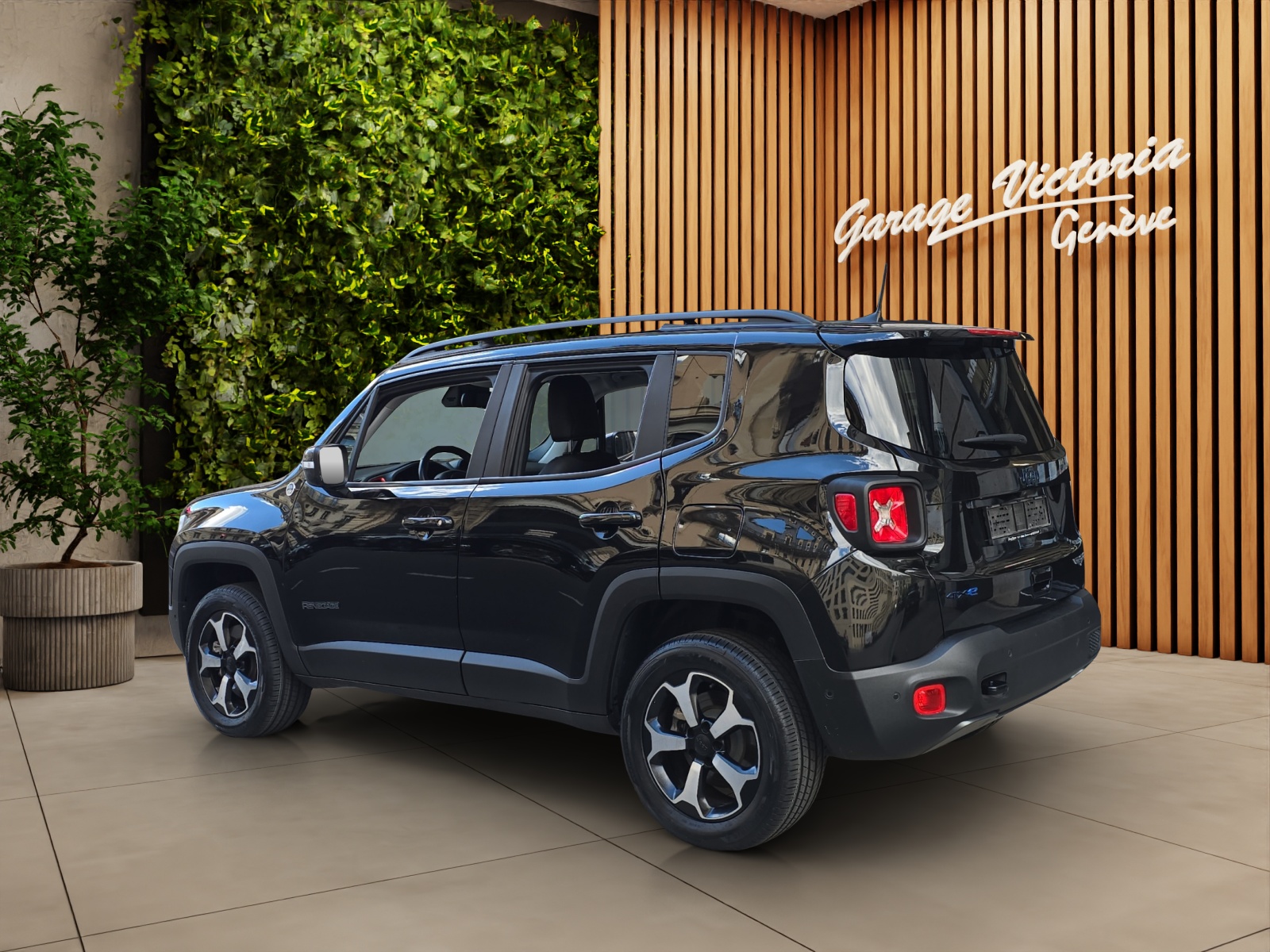 JEEP Renegade 1.3 T PHEV Trailhawk Plus AWD-showroom-element-3