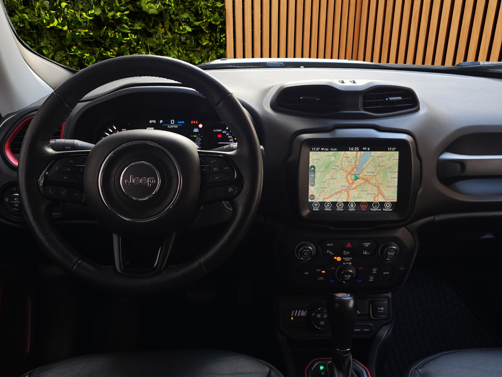 JEEP Renegade 1.3 T PHEV Trailhawk Plus AWD-image-12