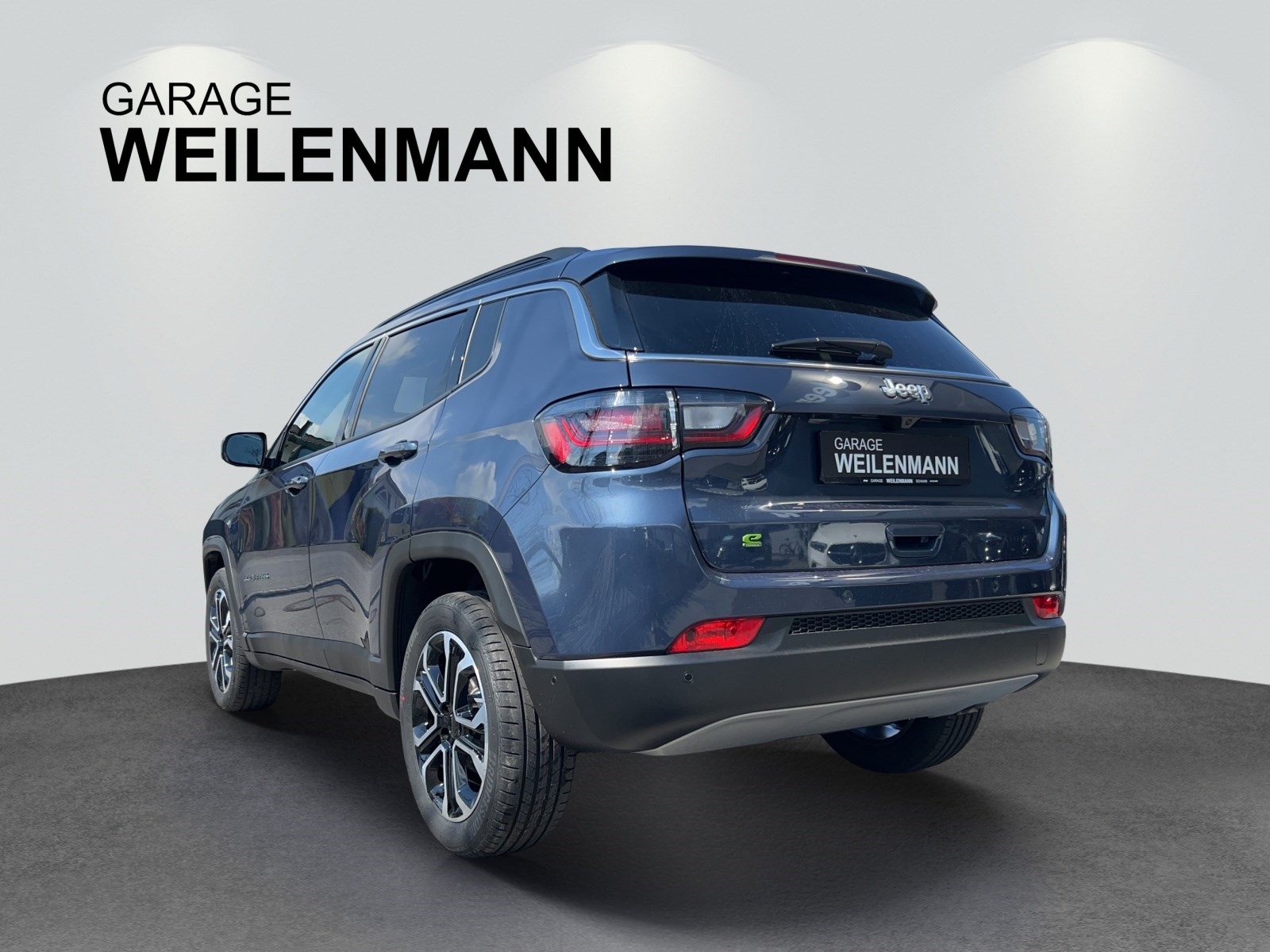 JEEP Compass 4x2 1.5 T MHEV Swiss Limited Plus-image-3