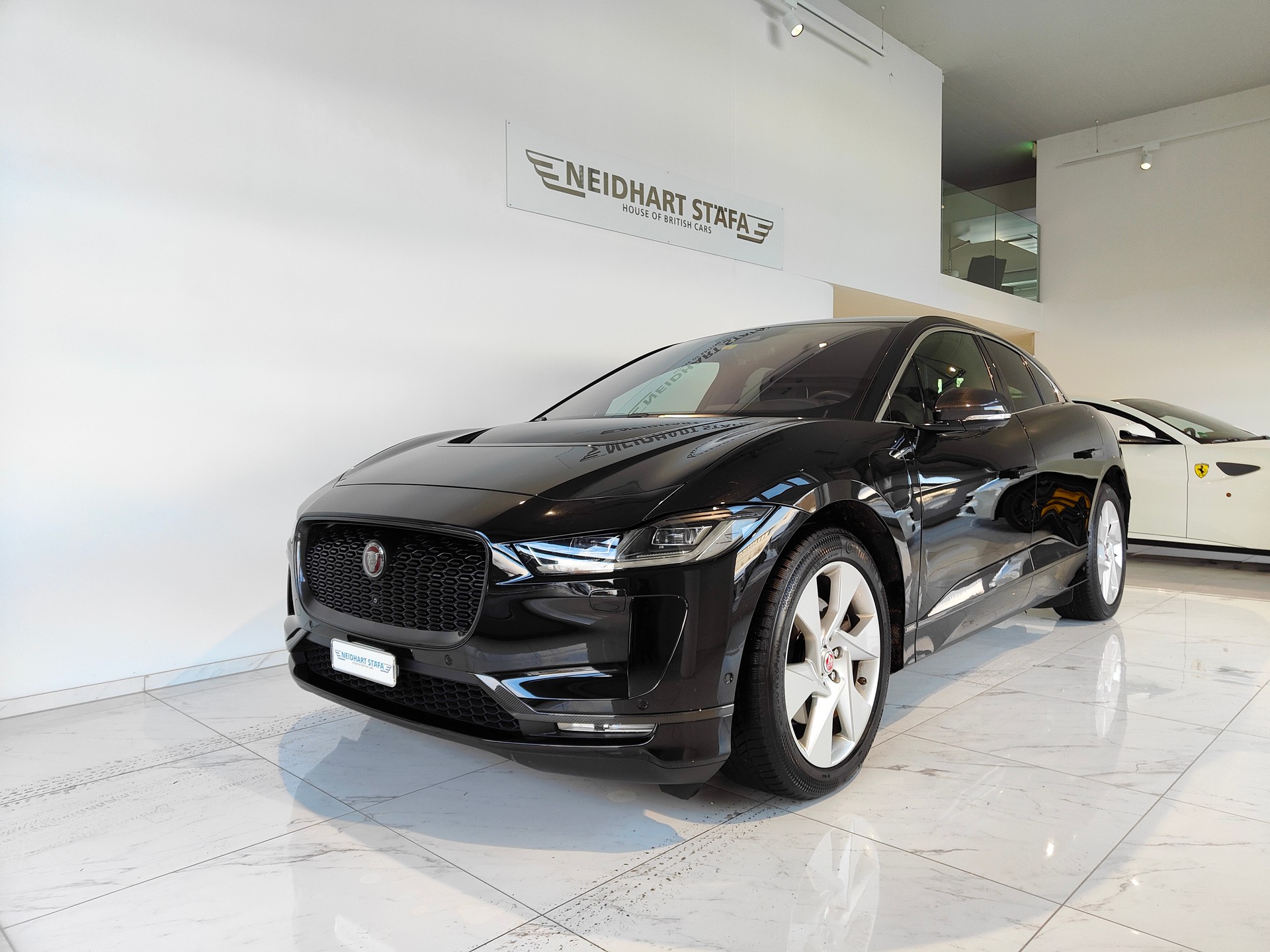 JAGUAR I-Pace EV400 HSE AWD-image-0
