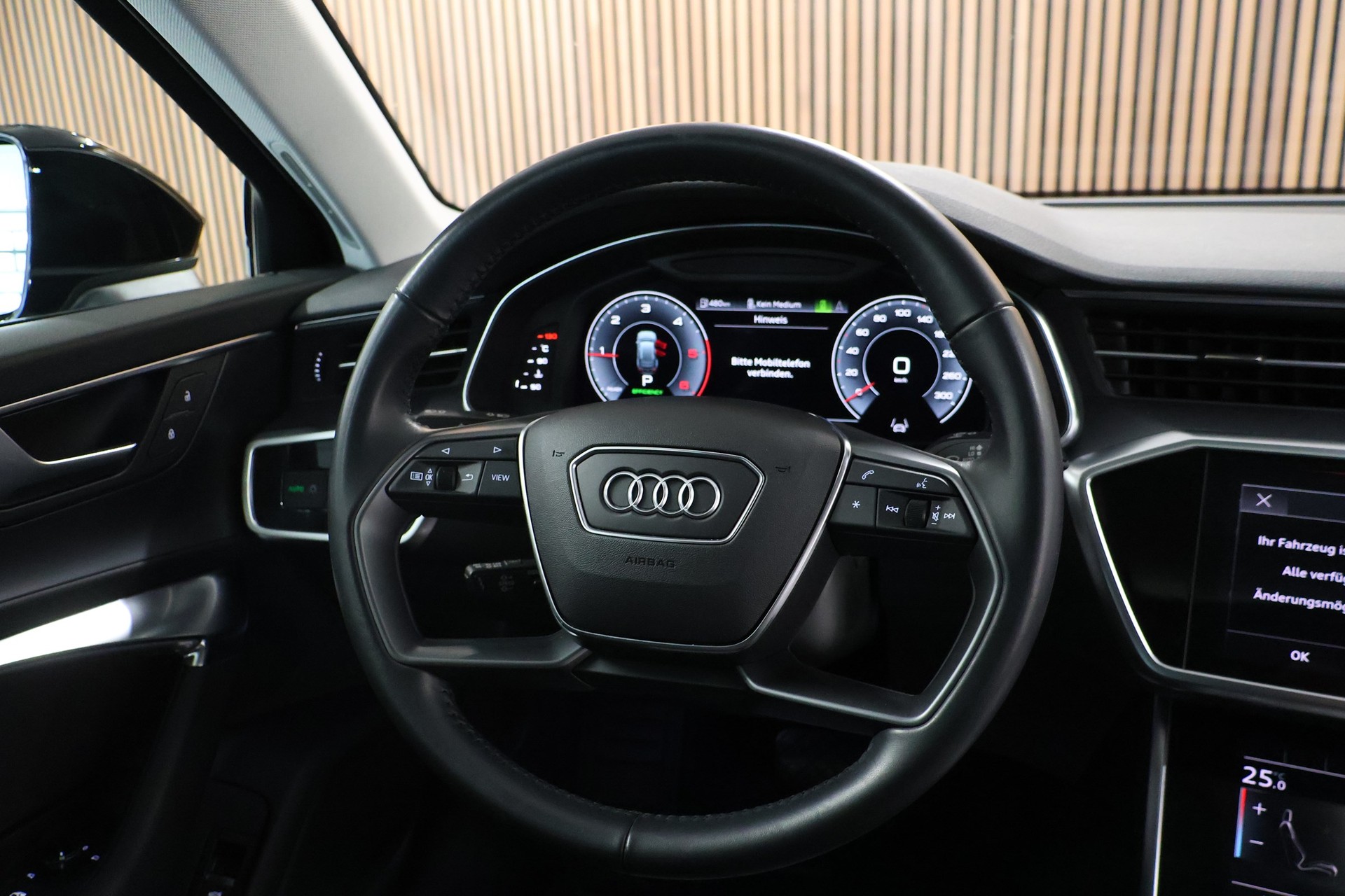 AUDI A6 Avant 40 TDI Sport Attraction quattro S-tronic-image-18