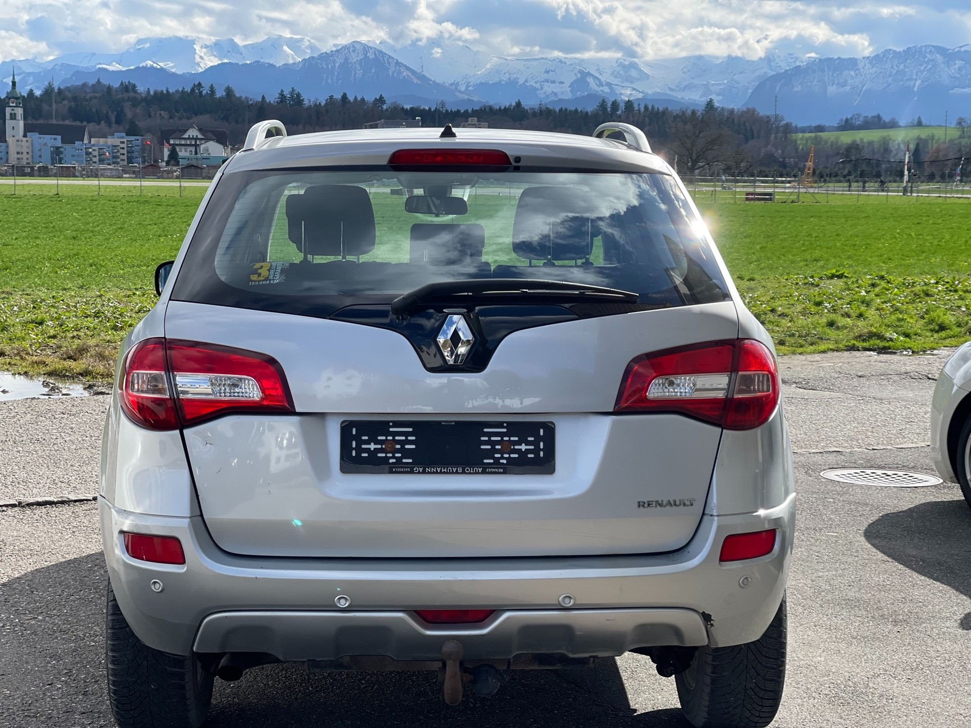 RENAULT Koleos 2.5 Dynamique 4x4-image-10