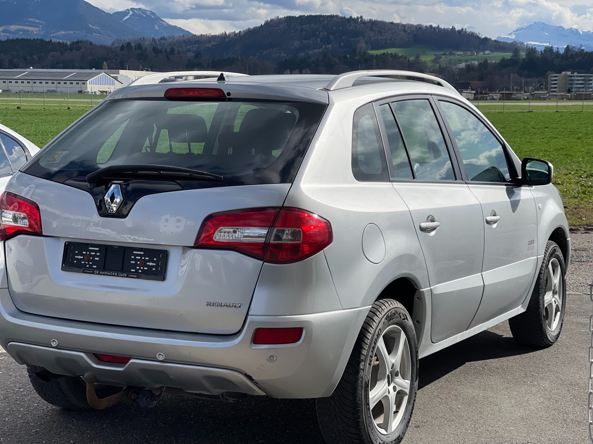 RENAULT Koleos 2.5 Dynamique 4x4-image-3