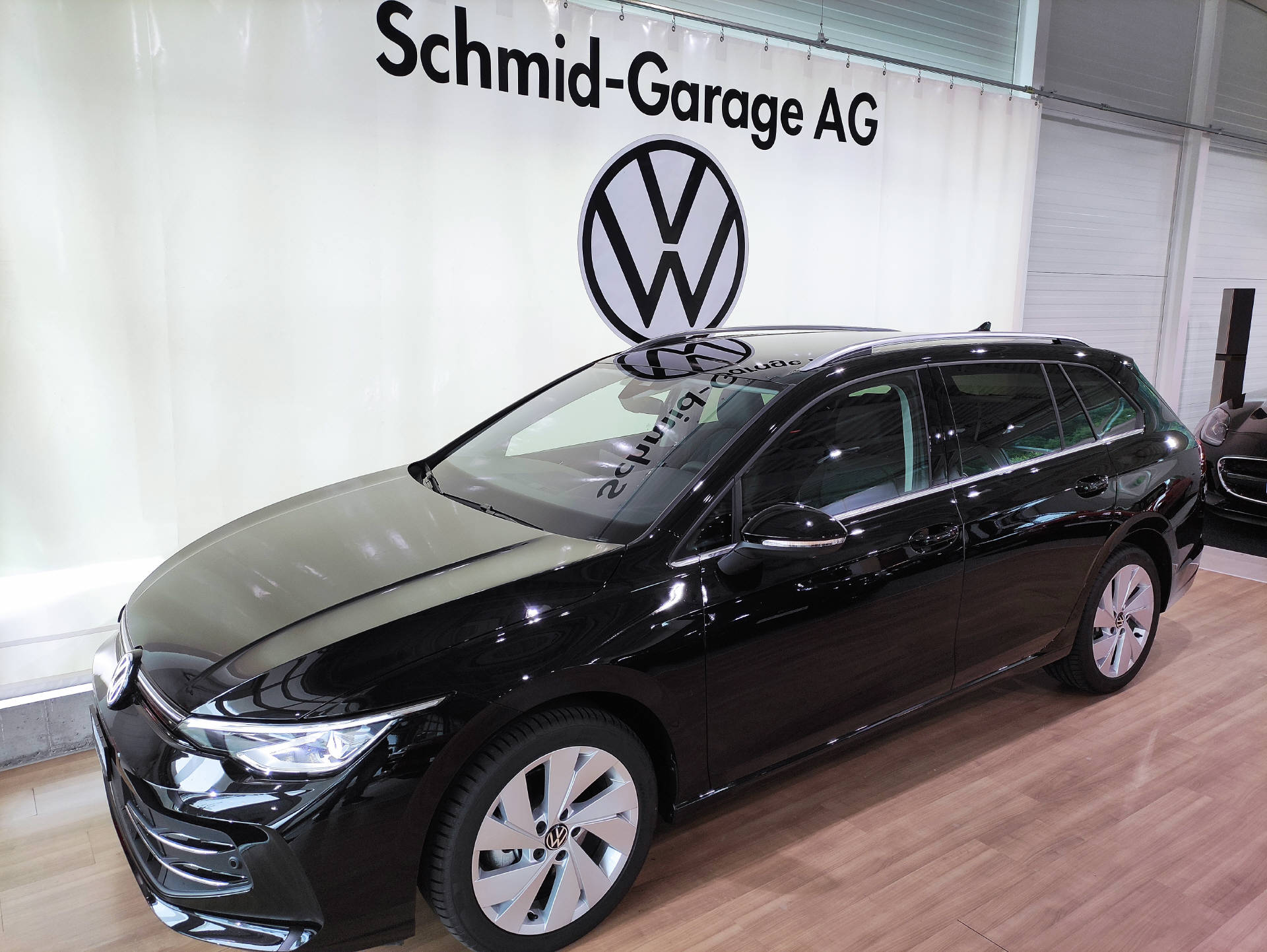 VW Golf VIII Variant 1.5 eTSI Style DSG "Facelift"-image-0