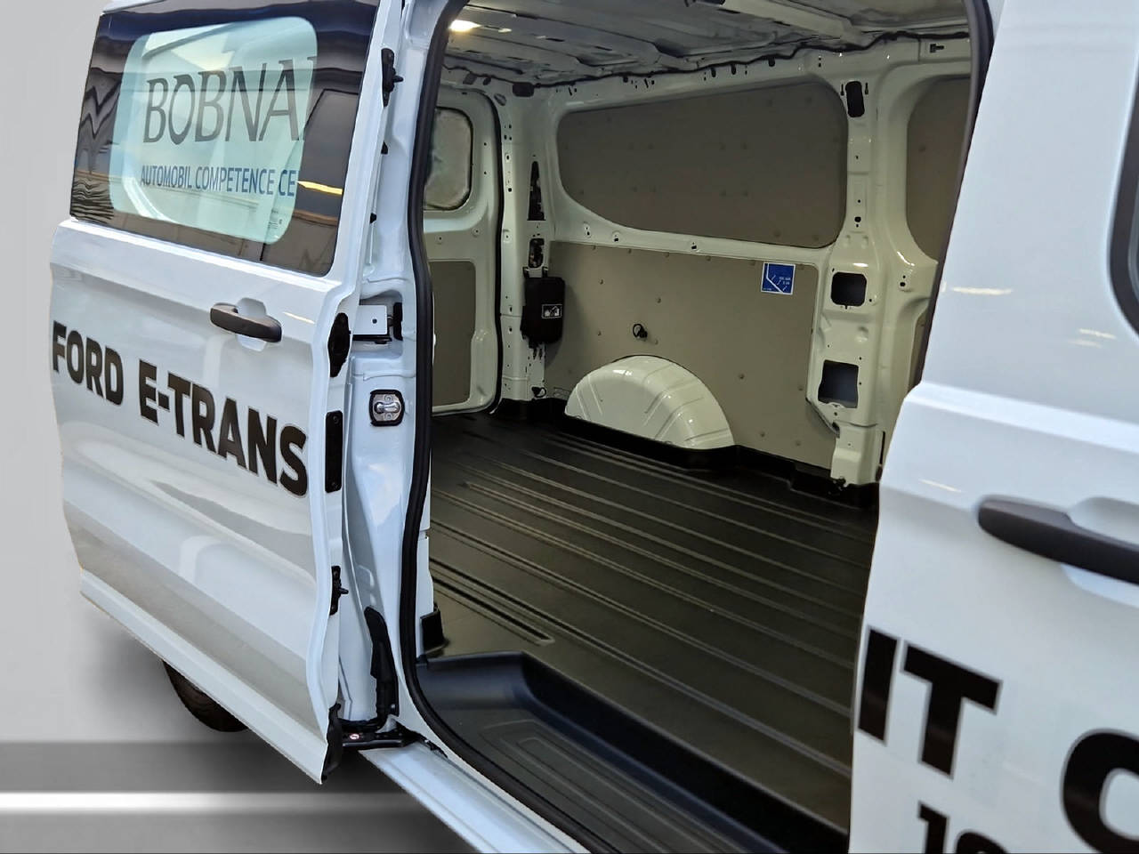 FORD E-Transit C Van 320 L2 Trend-image-9