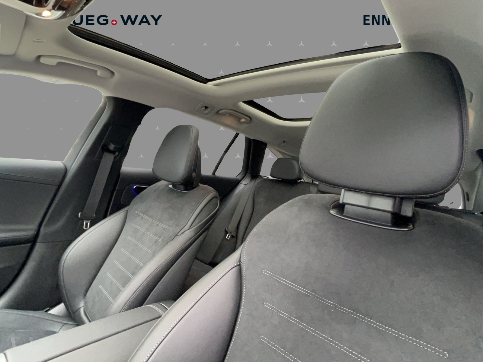 MERCEDES-BENZ C 300 T 4Matic AMG Line-image-8