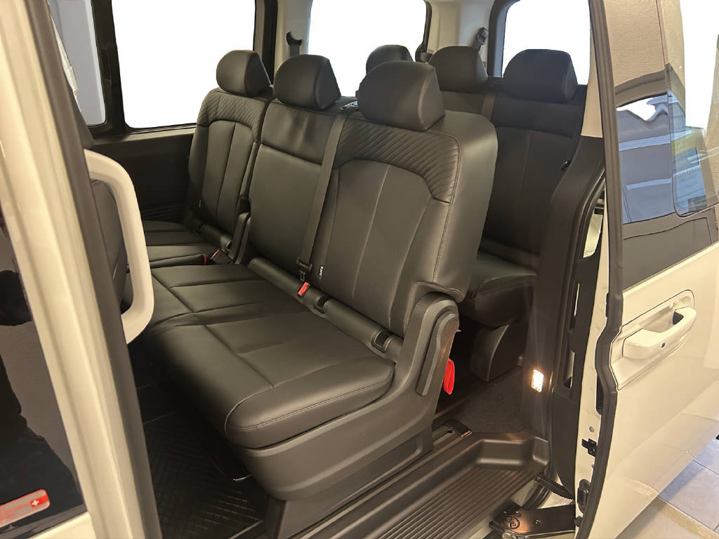 HYUNDAI Staria Wagon 1.6 T-GDi HEV Vertex-image-11