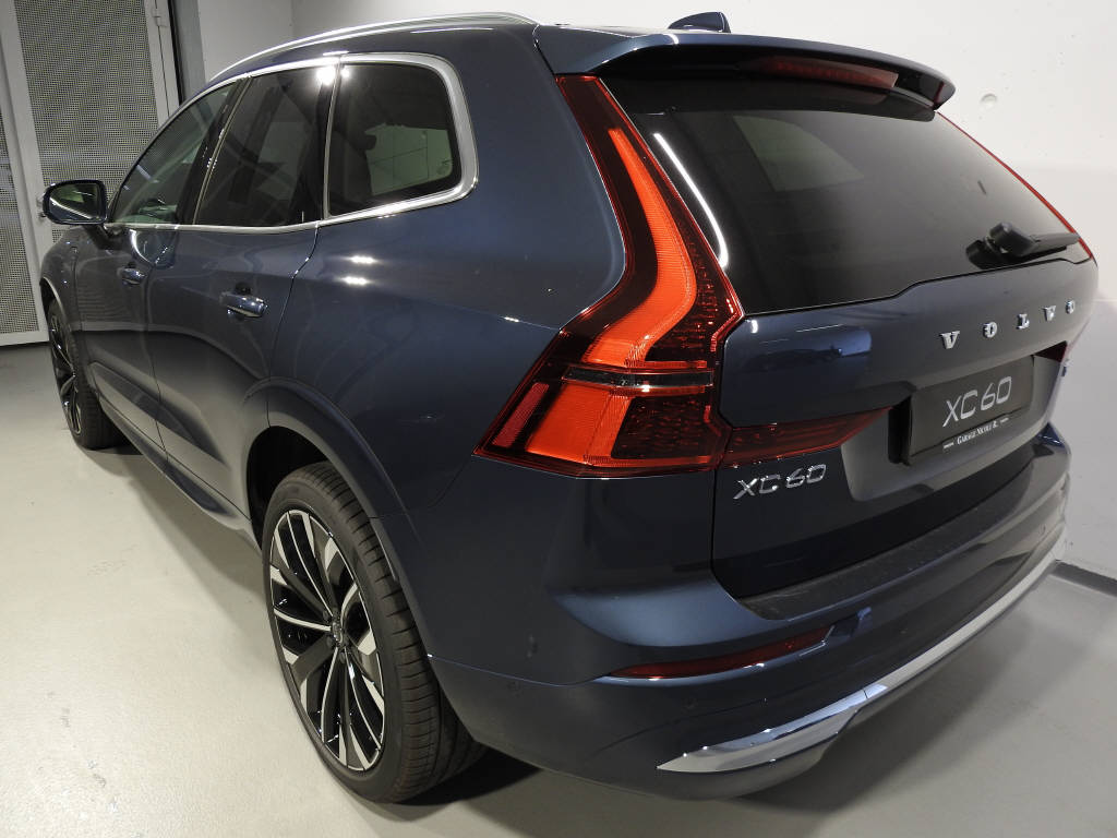 VOLVO XC60 2.0 T8 TE Ultra Bright eAWD-image-3