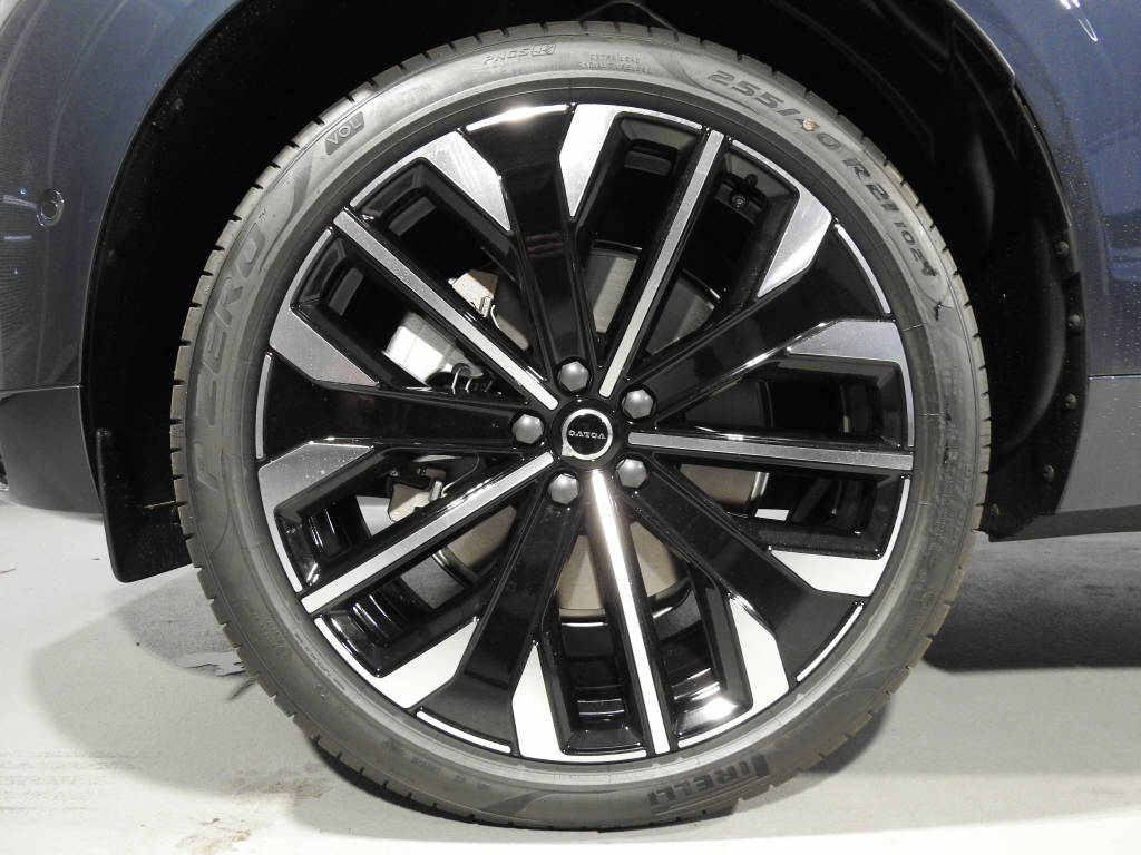 VOLVO XC60 2.0 T8 TE Ultra Bright eAWD-image-14