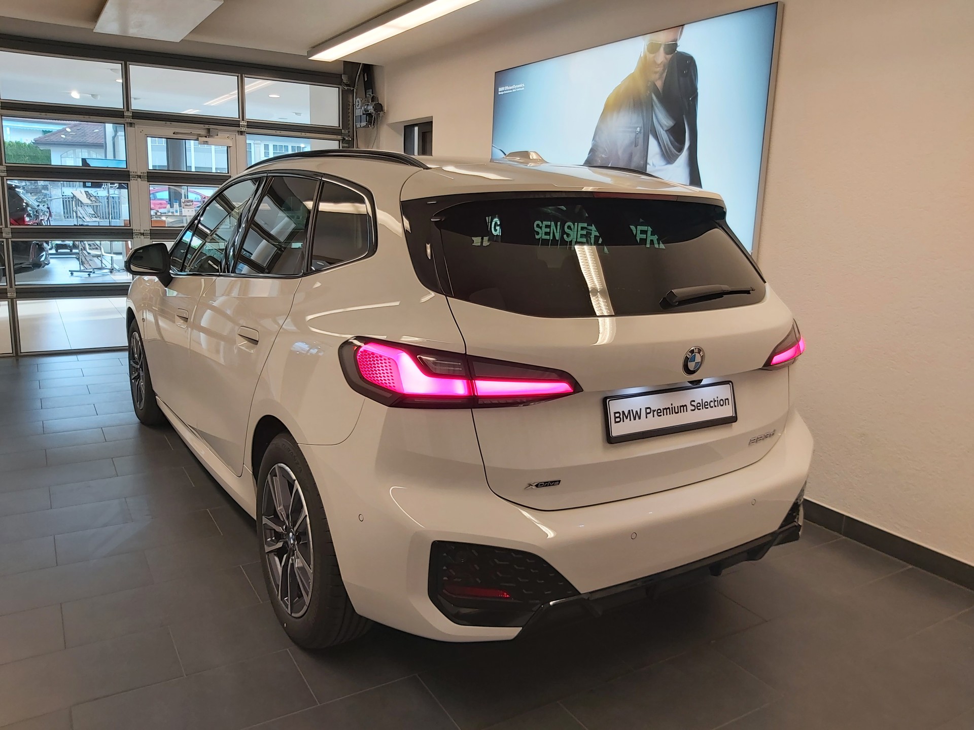 BMW 223d AT xDr M Sport DKG-image-2