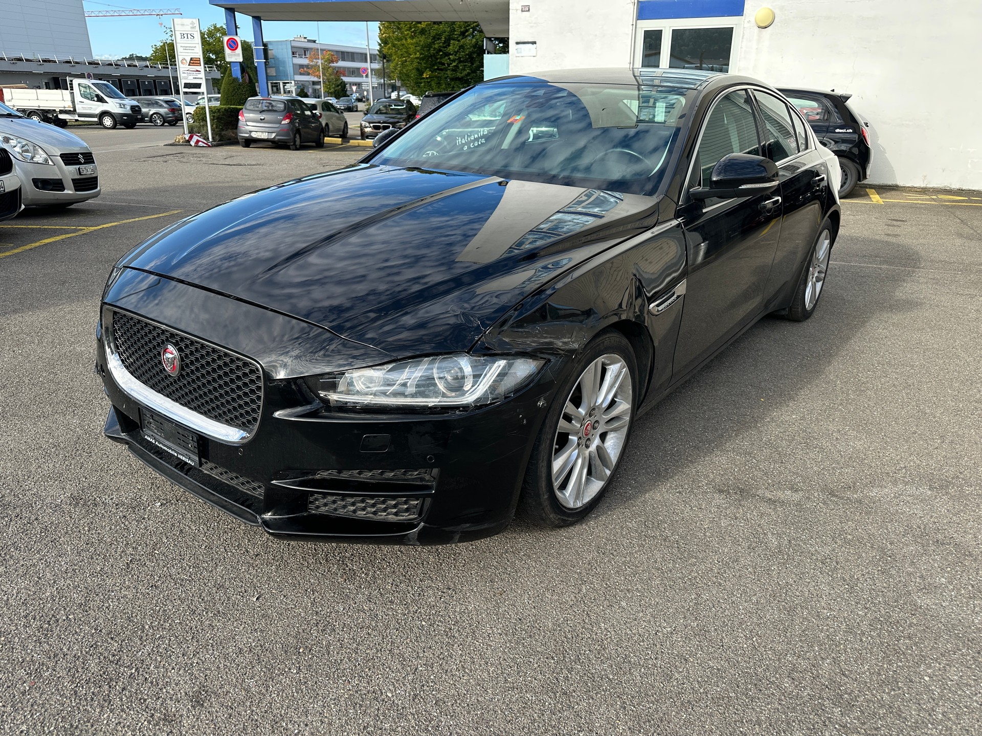 JAGUAR XE 20d Pure Automat-image-6