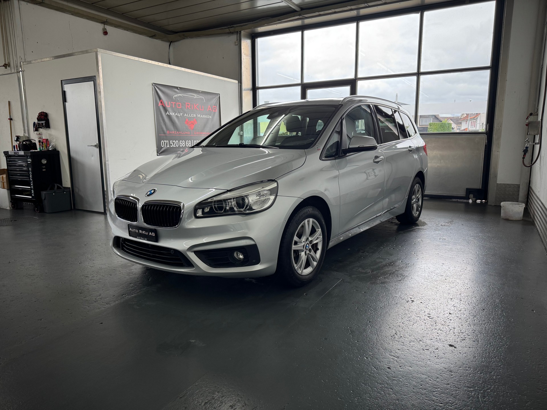 BMW 218d xDrive Gran Tourer Steptronic-image-5