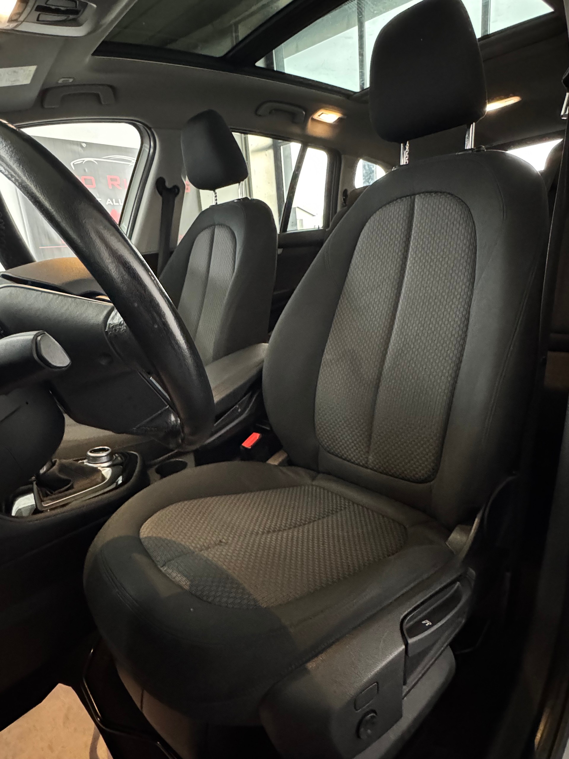 BMW 218d xDrive Gran Tourer Steptronic-image-13
