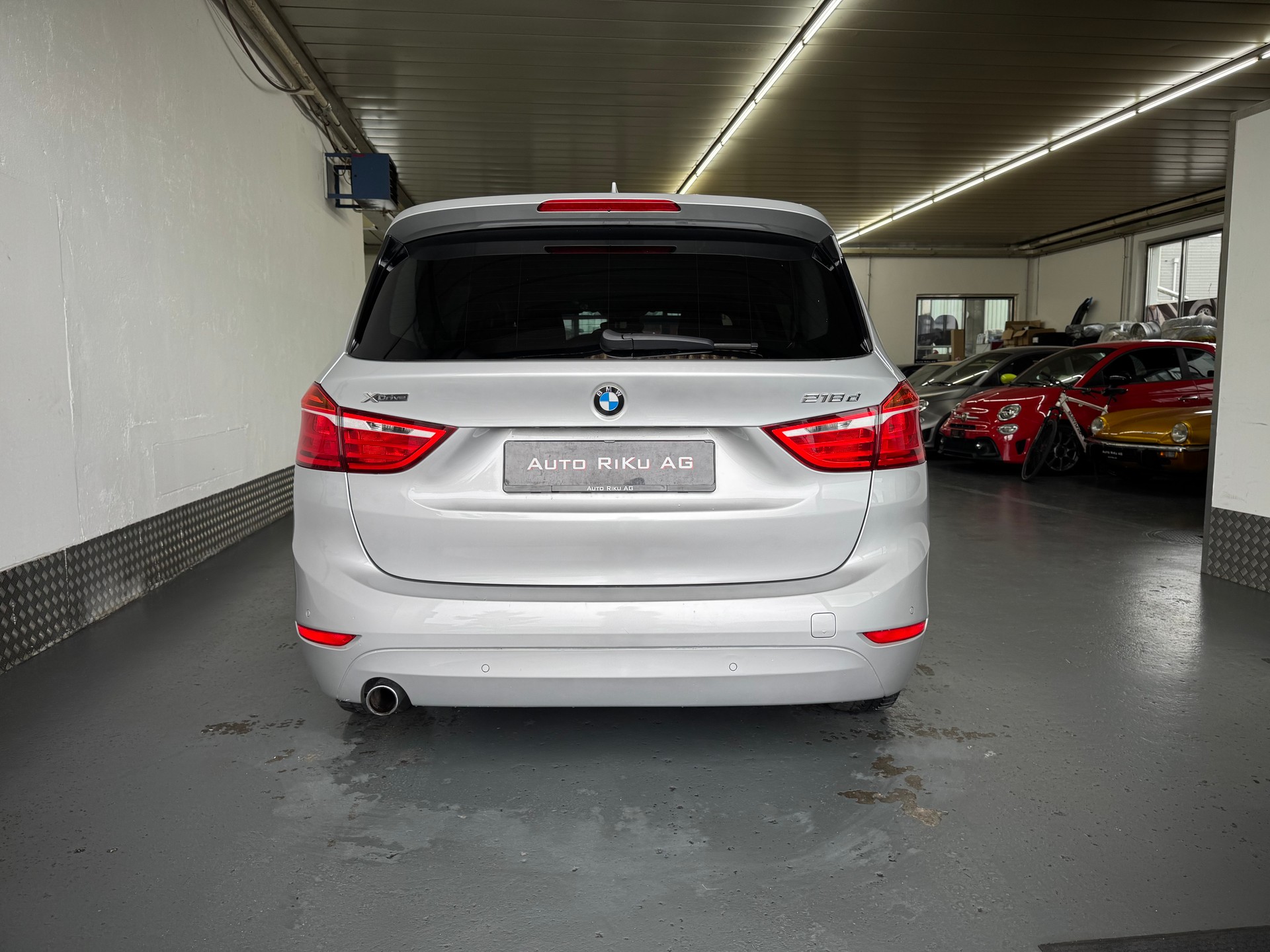 BMW 218d xDrive Gran Tourer Steptronic-image-10