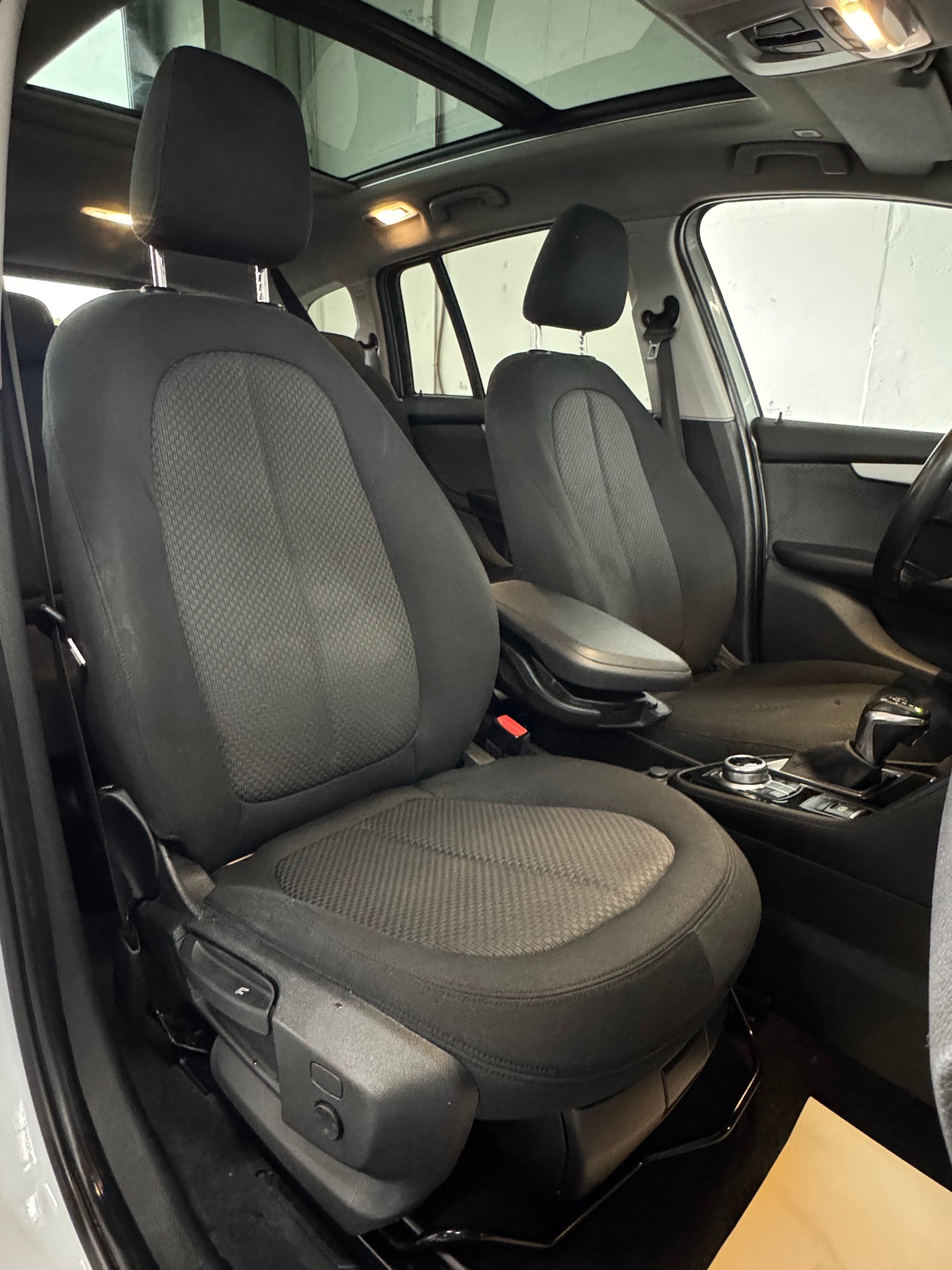BMW 218d xDrive Gran Tourer Steptronic-image-20