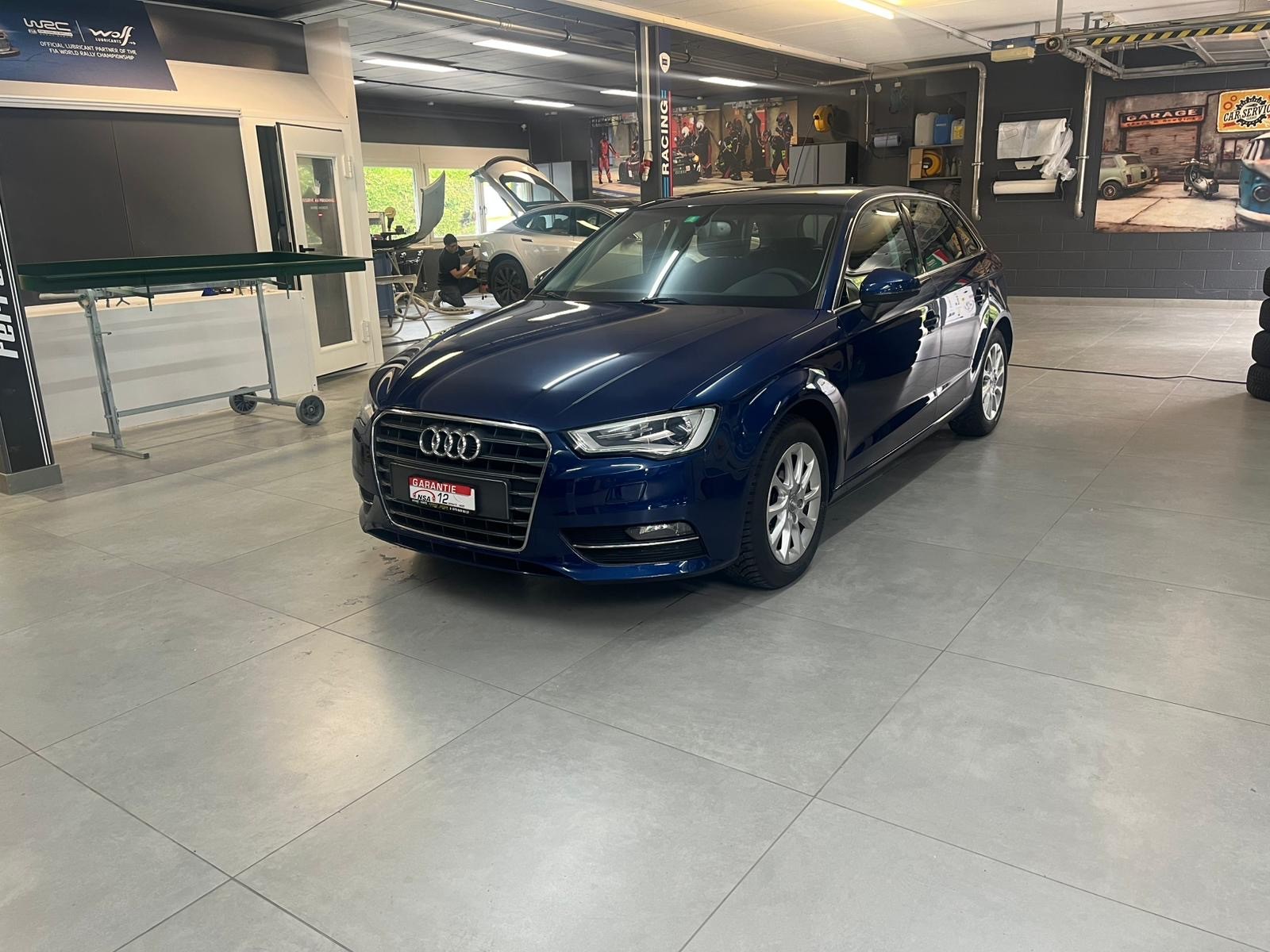 AUDI A3 Sportback 1.4 TFSI Ambition-image-2