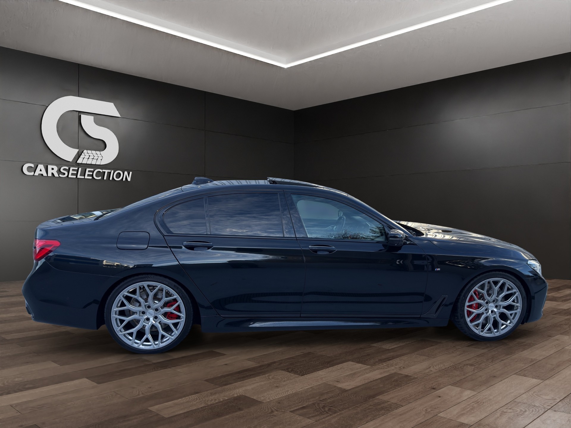 BMW 750i xDrive Steptronic-image-5