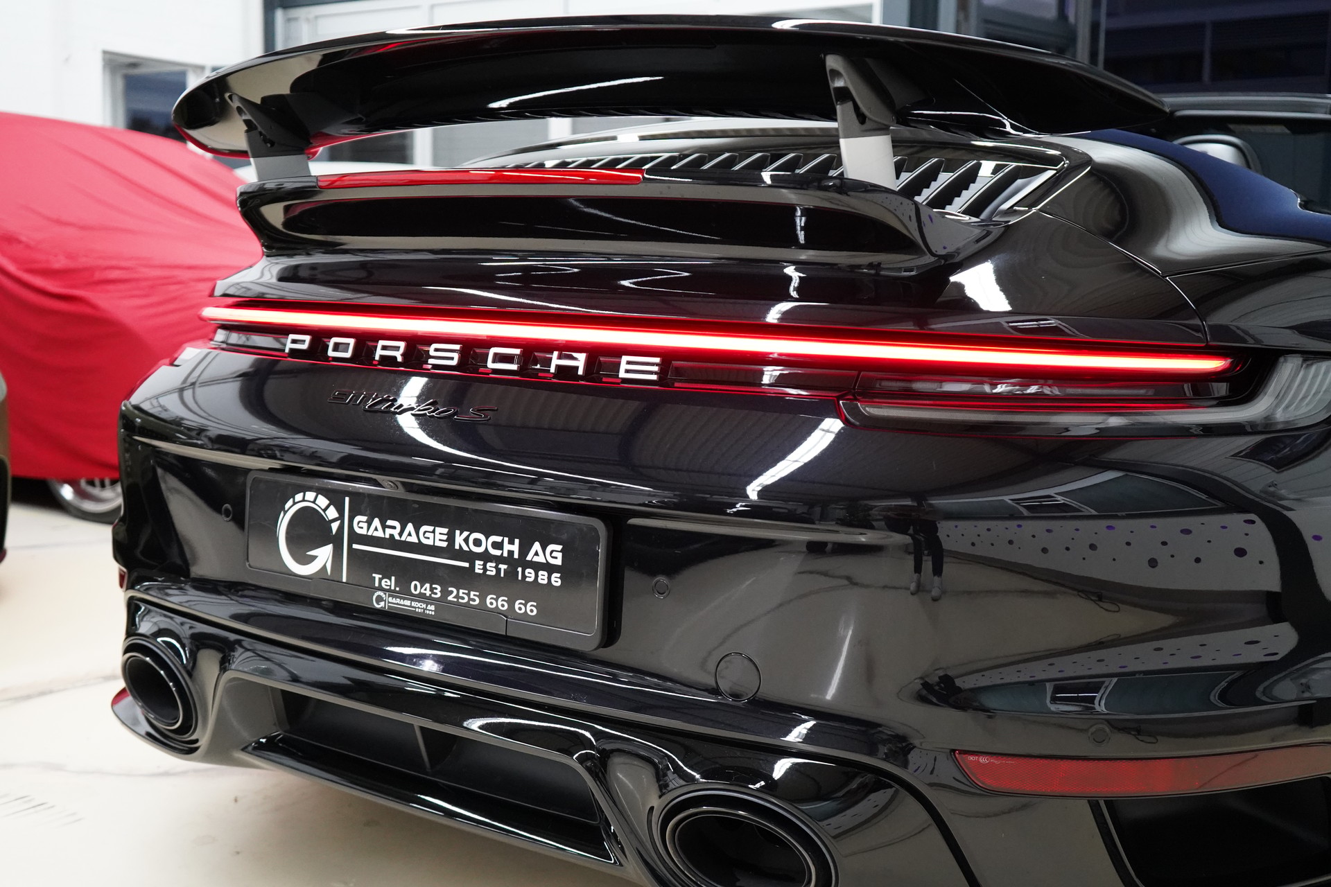 PORSCHE 911 Turbo S Cabriolet PDK-image-10