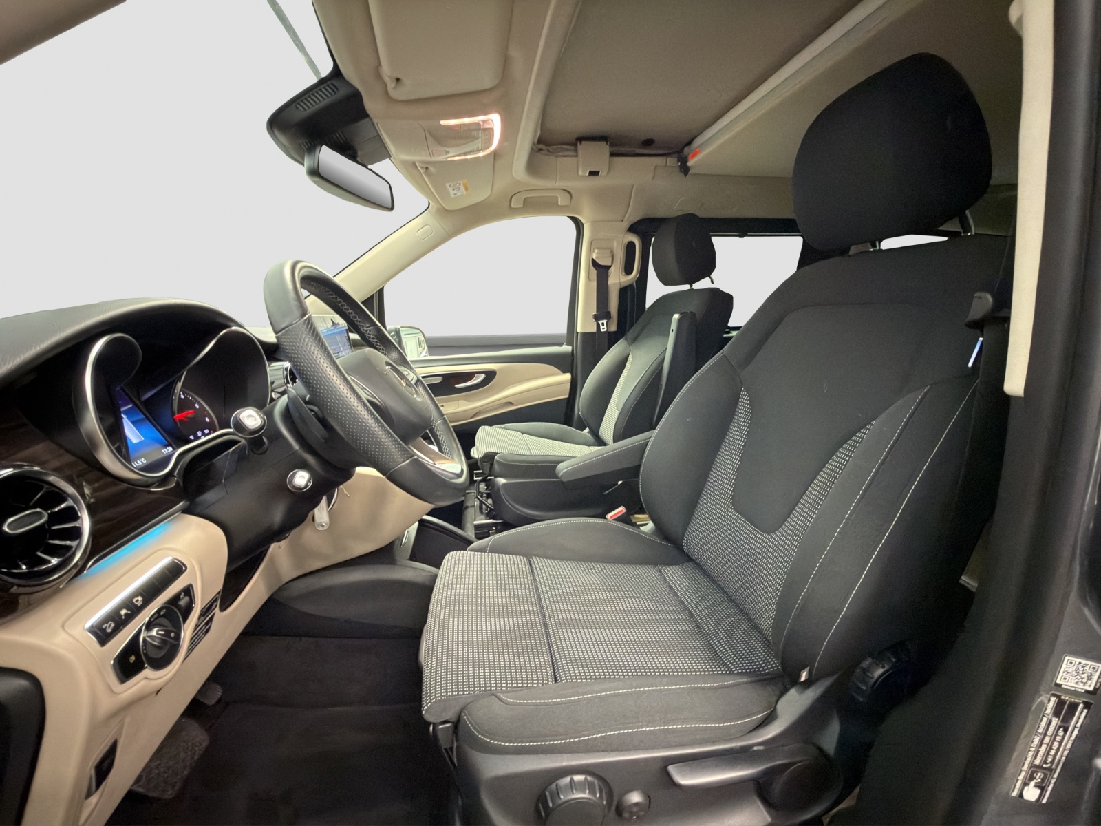MERCEDES-BENZ Marco Polo 300 d 4M Automat AHK - Standheizung - LED Light System-image-5