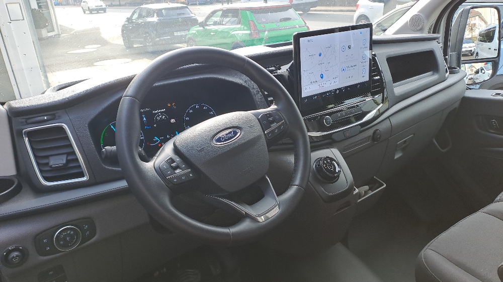 FORD E-Transit Van 350 L3 Trend RWD 68kWh-image-7