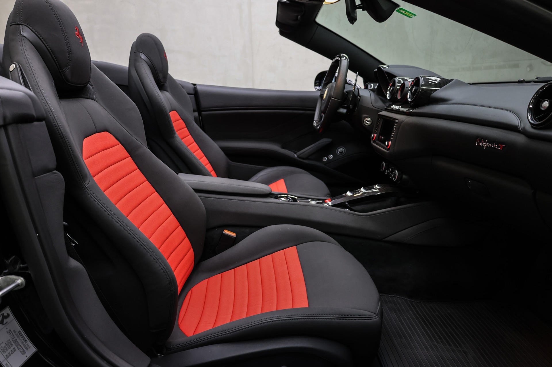 FERRARI California T / 70th Anniversary / 1 of 1 inspired by F50 1995-image-31