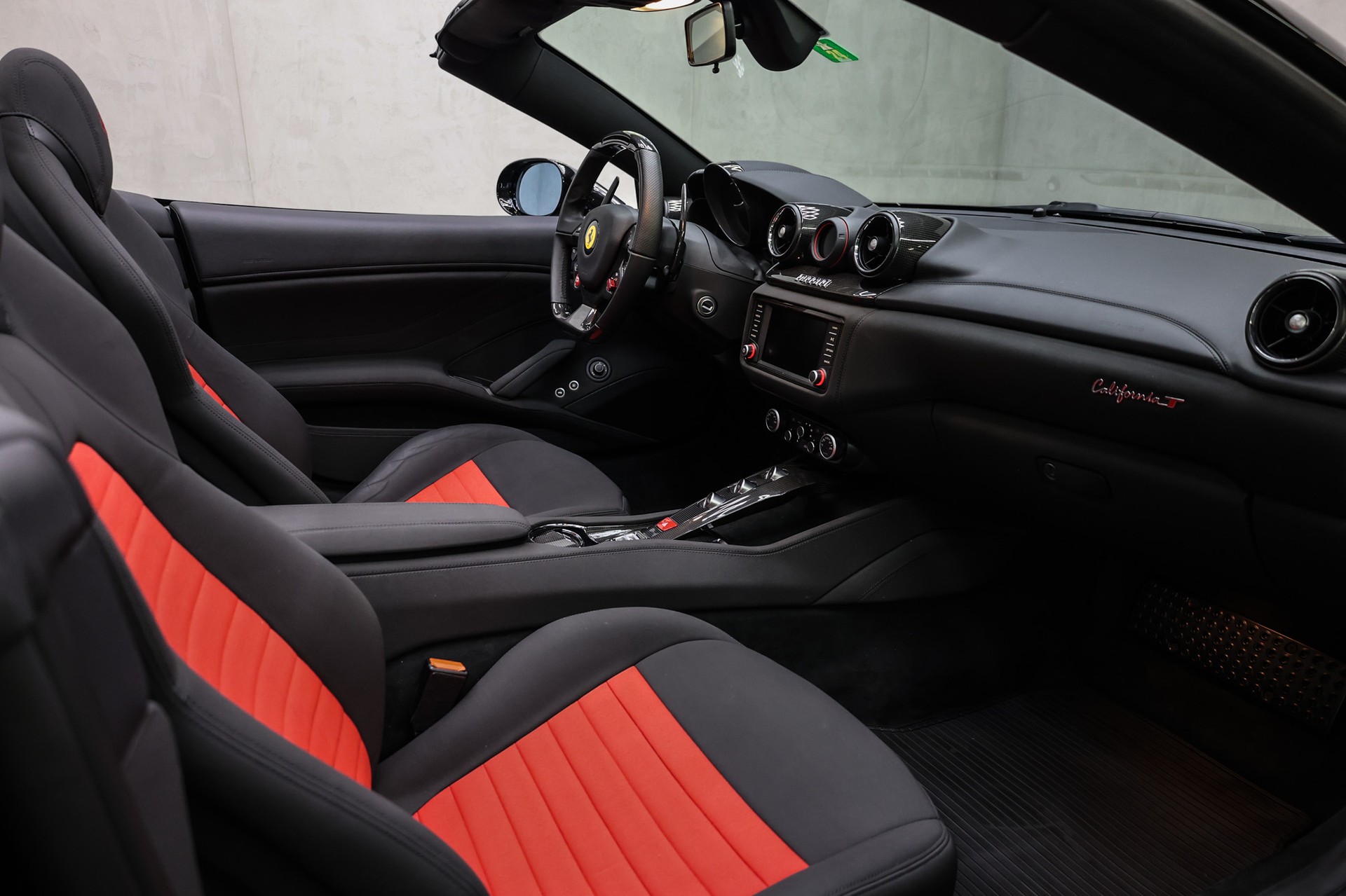 FERRARI California T / 70th Anniversary / 1 of 1 inspired by F50 1995-image-33