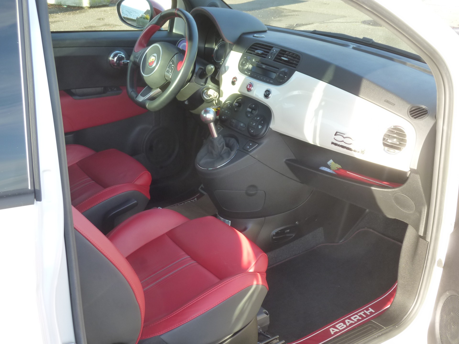 FIAT 500 1.4 16V Turbo Abarth OPENING EDITION N° 15/100-image-10