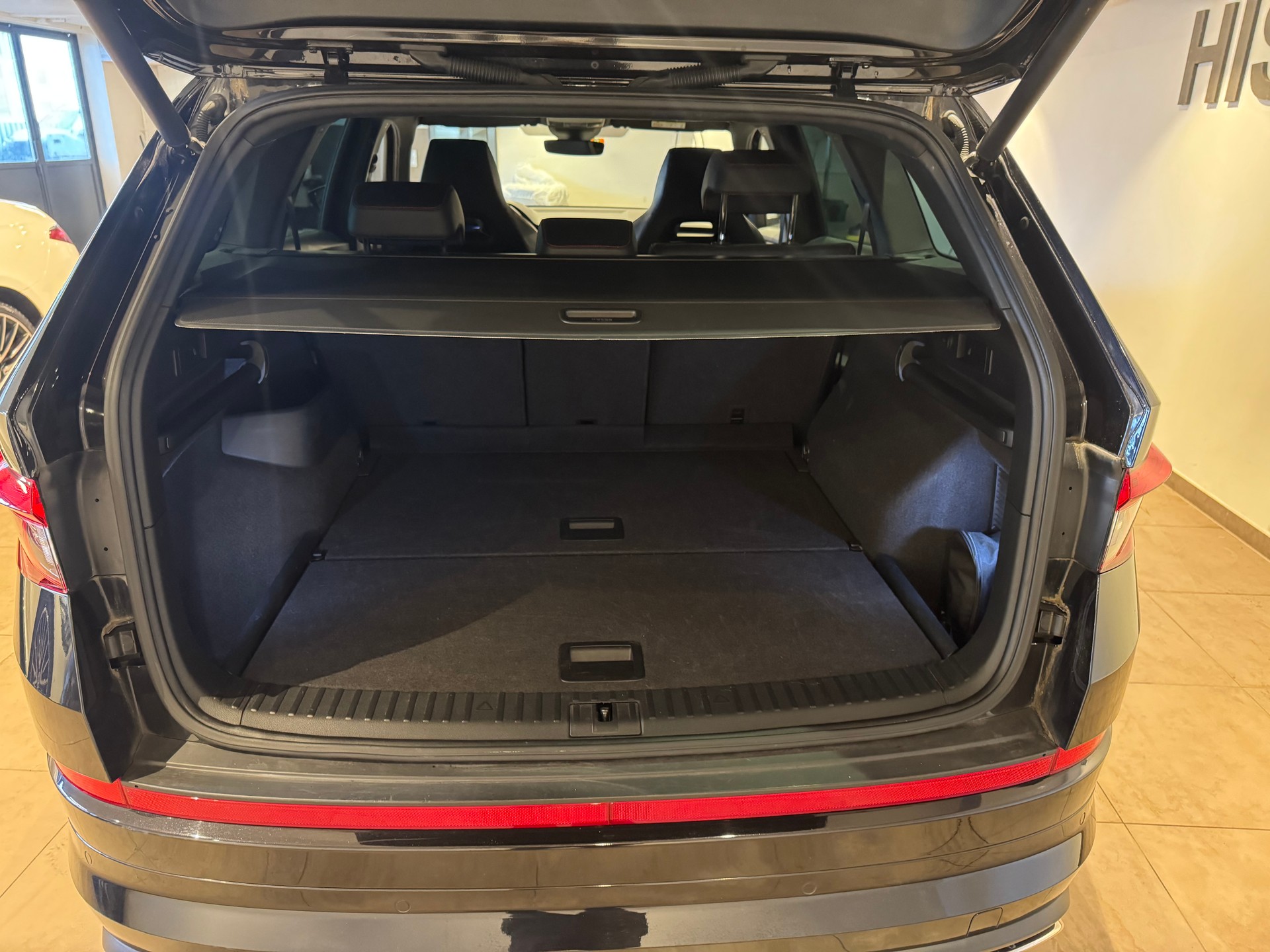 SKODA Kodiaq 2.0 Bi-TDI 240 RS DSG-image-5