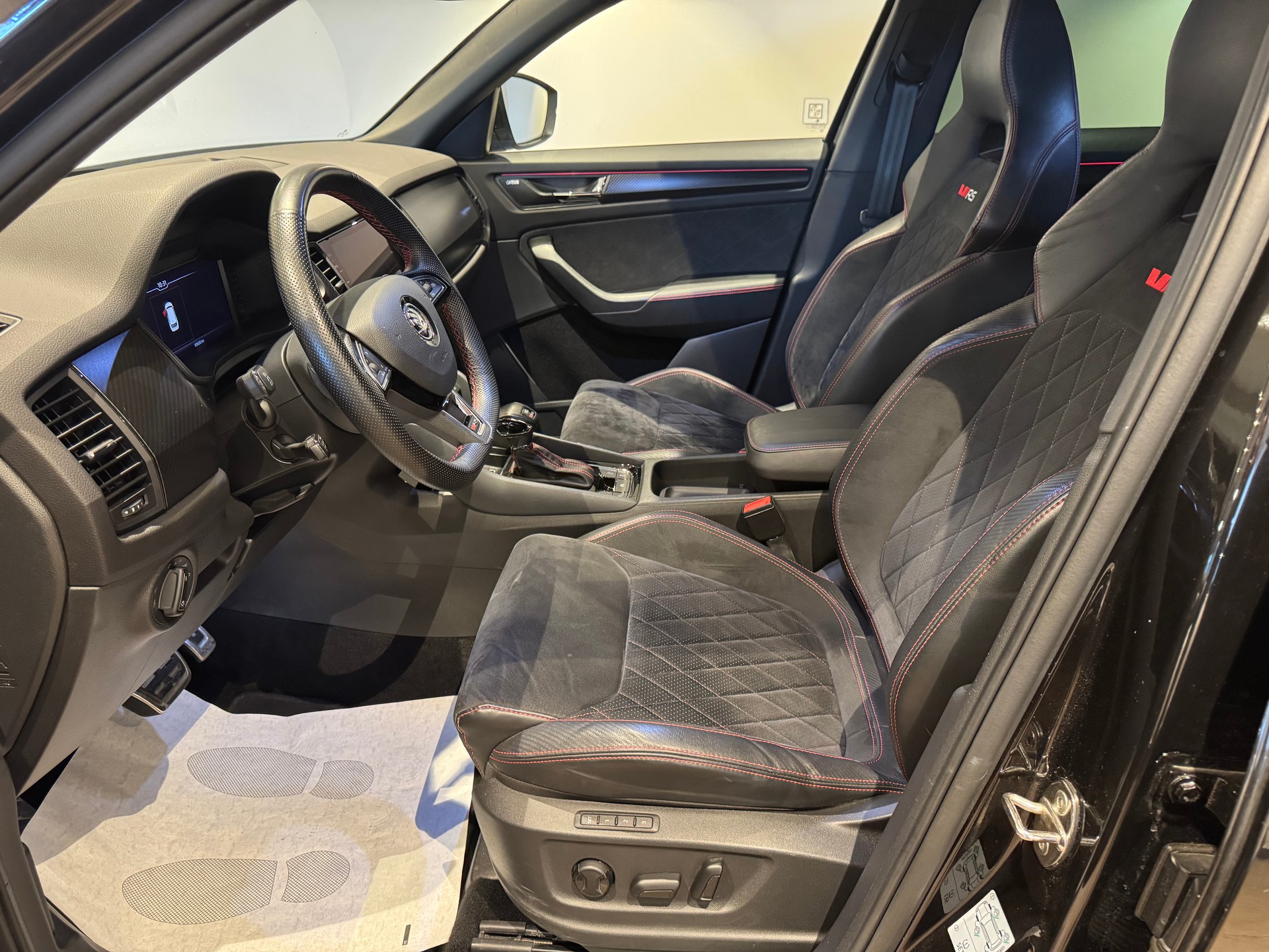 SKODA Kodiaq 2.0 Bi-TDI 240 RS DSG-image-13