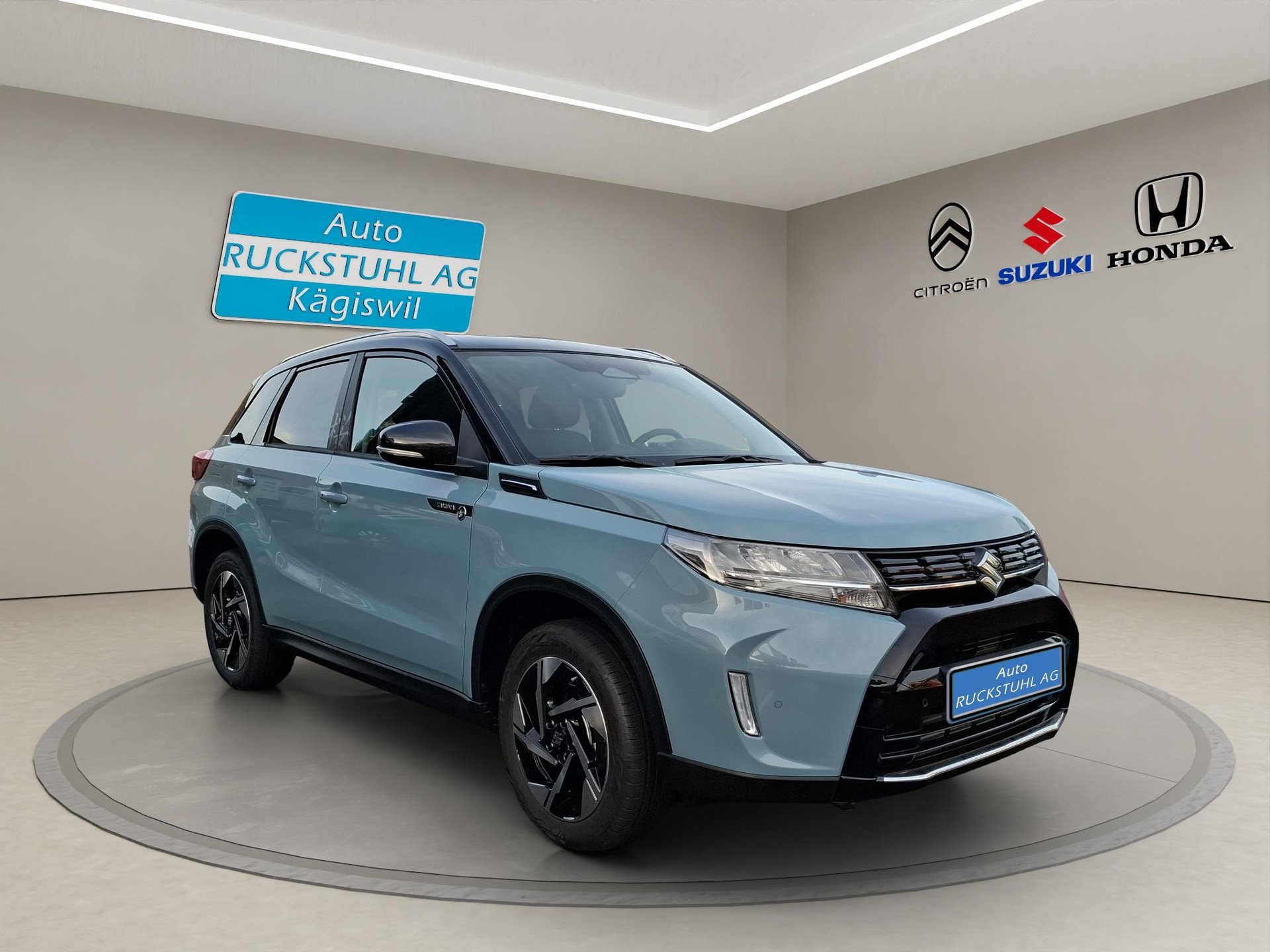 SUZUKI Vitara 1.4 T Sakura Top Hybrid 4x4-image-1